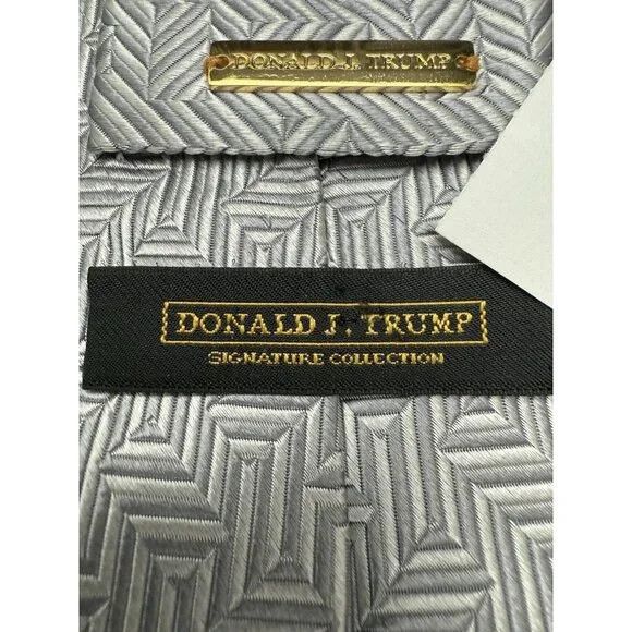 Donald Trump Donald J Trump Signature Collection Silver Power Tie 100% S Size ONE SIZE - 5 Thumbnail
