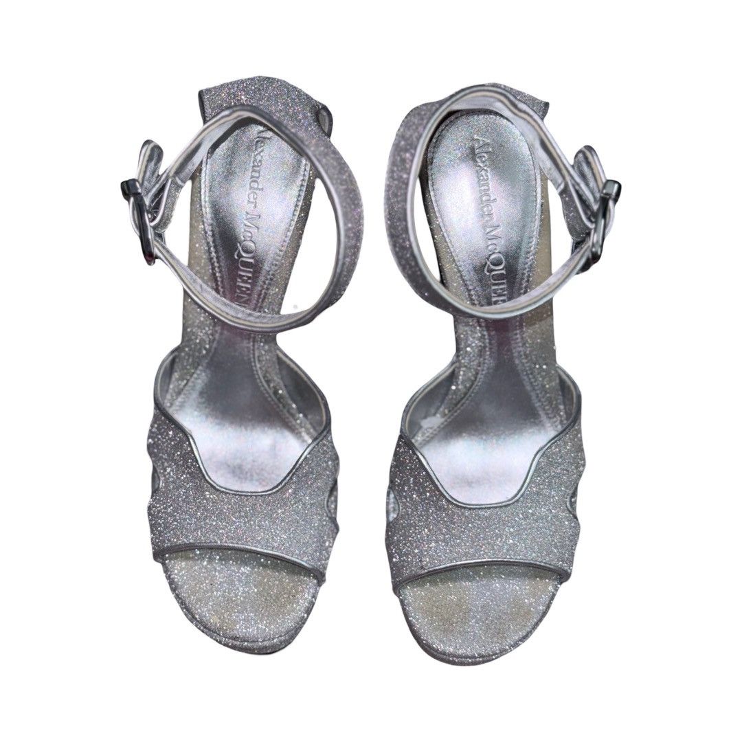 Alexander McQueen Alexander McQueen Butterfly Ankle Strap Platform Heels Size US 9 / IT 39 - 4 Thumbnail