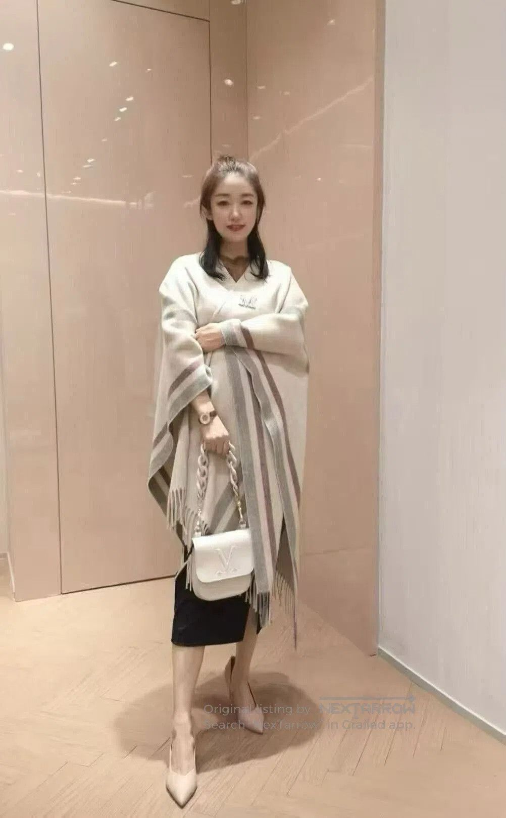 Max Mara Maxmara Wool Cape Shawl Poncho. Size M / US 6-8 / IT 42-44 - 4 Thumbnail