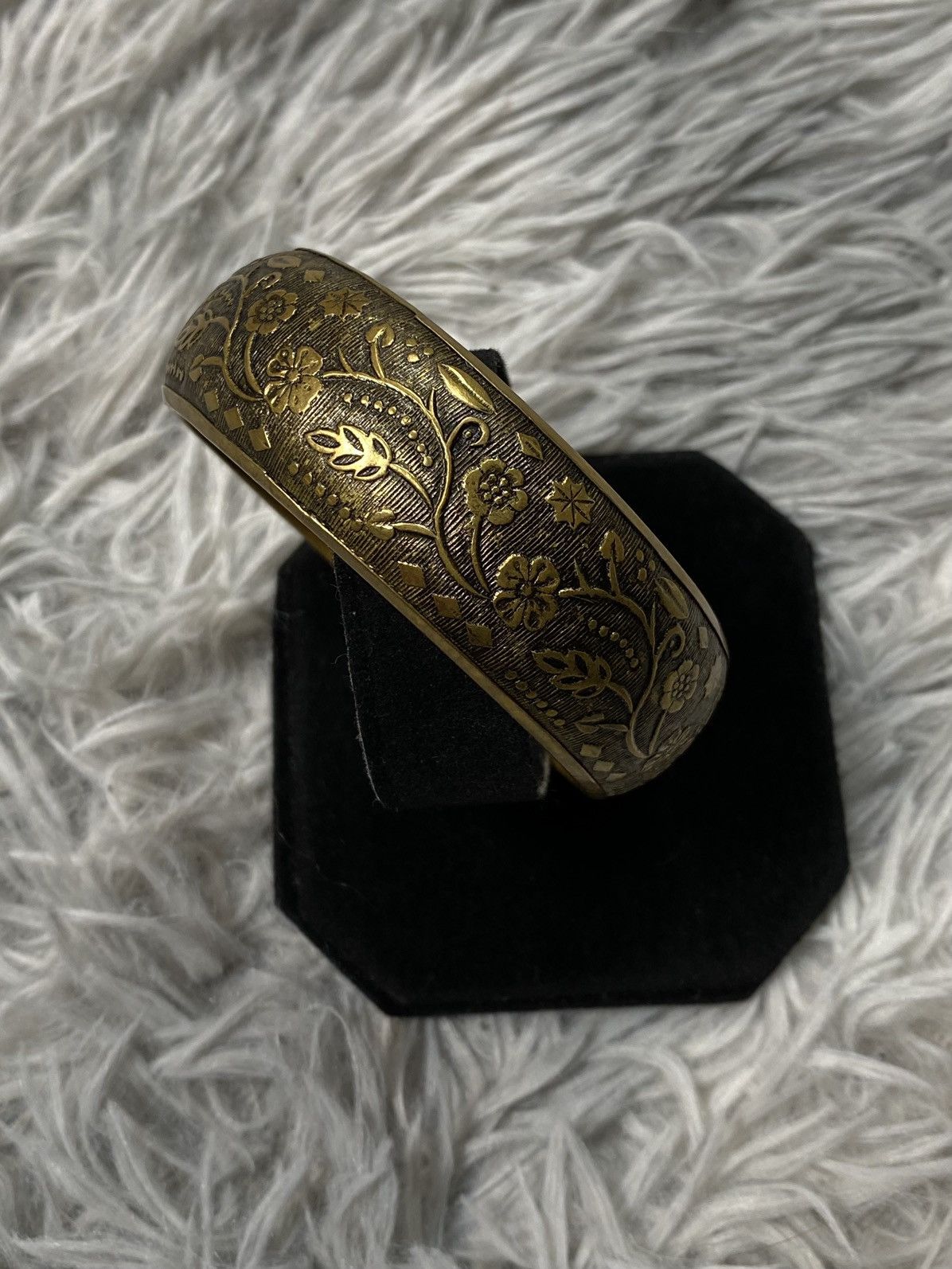 Jewelry Ornate Vintage Brass Cuff Bracelet | Japanese Brand Size ONE SIZE - 3 Thumbnail