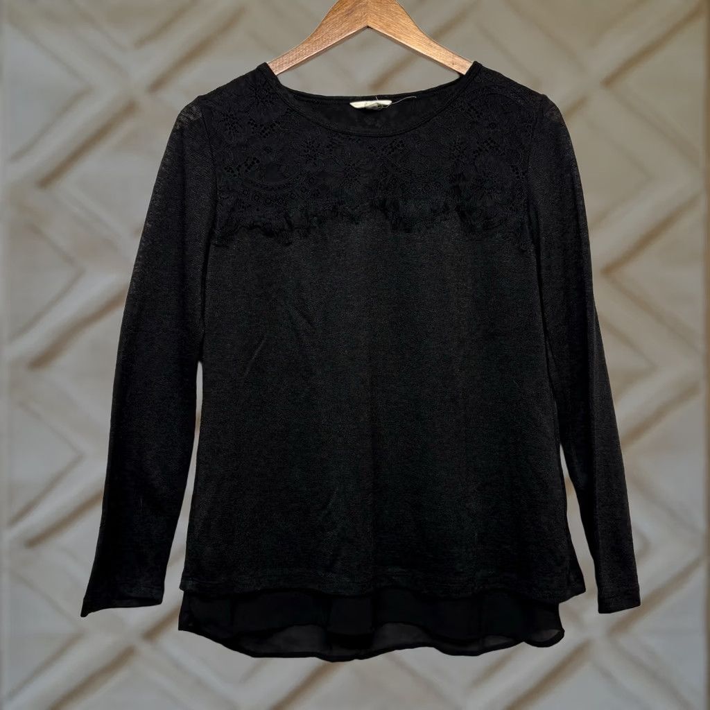 Anthropologie VINTAGE Anthropologie ADIVA Black Lace Detail Split Back Hi Lo Long Sleeve Blouse M Size M / US 6-8 / IT 42-44 - 1 Thumbnail
