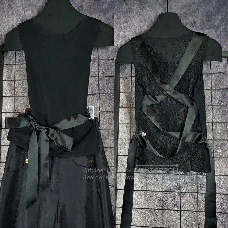 Valentino Valentino Black Cashmere Blend Embroidered Sweater . Size M / US 6-8 / IT 42-44 - 1 Thumbnail