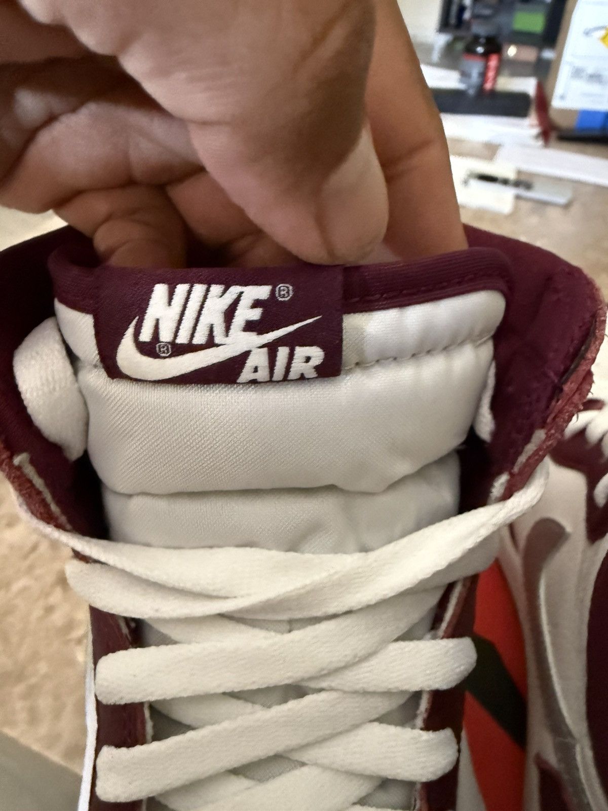 Jordan Brand Jordan 1 bordeaux Size US 10 / EU 43 - 12 Thumbnail