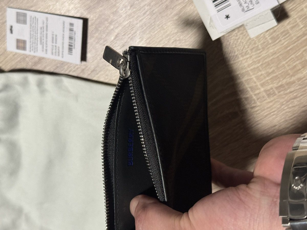 Burberry Burberry Tartan Patterned card holder With Zip Unisex Size ONE SIZE - 6 Thumbnail