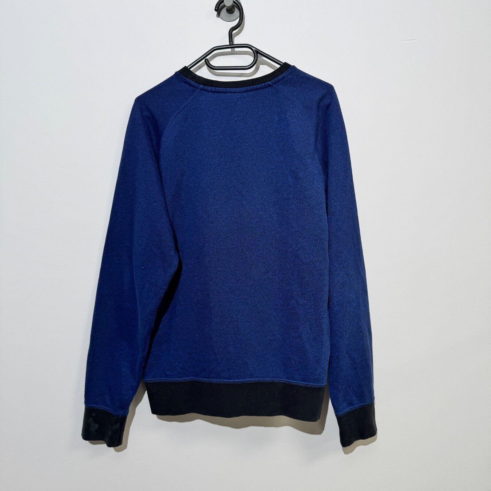 Nike Vintage Nike Unisex Navy Blue Cotton Crewneck Size S Size US S / EU 44-46 / 1 - 10 Thumbnail