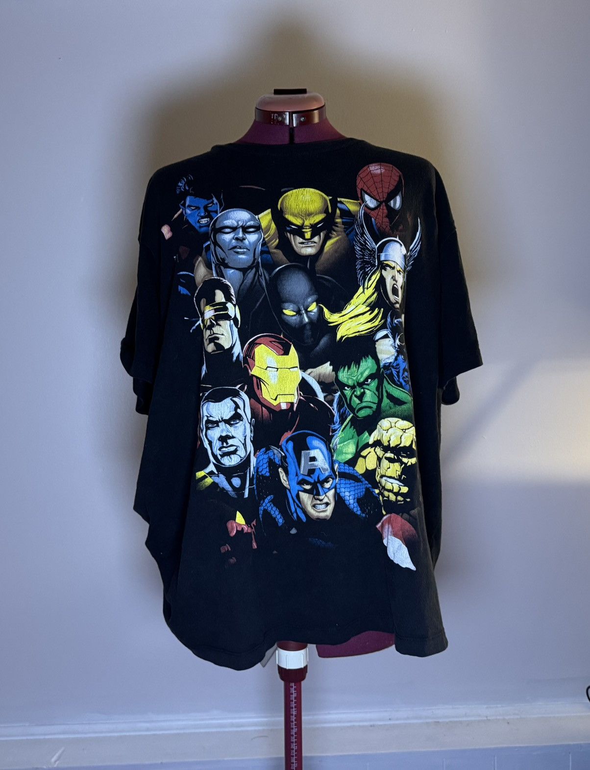 Mad Engine Vintage 2000’s Rare Marvel Mad Engine X men avengers tee Size US XXL / EU 58 / 5 - 1 Thumbnail