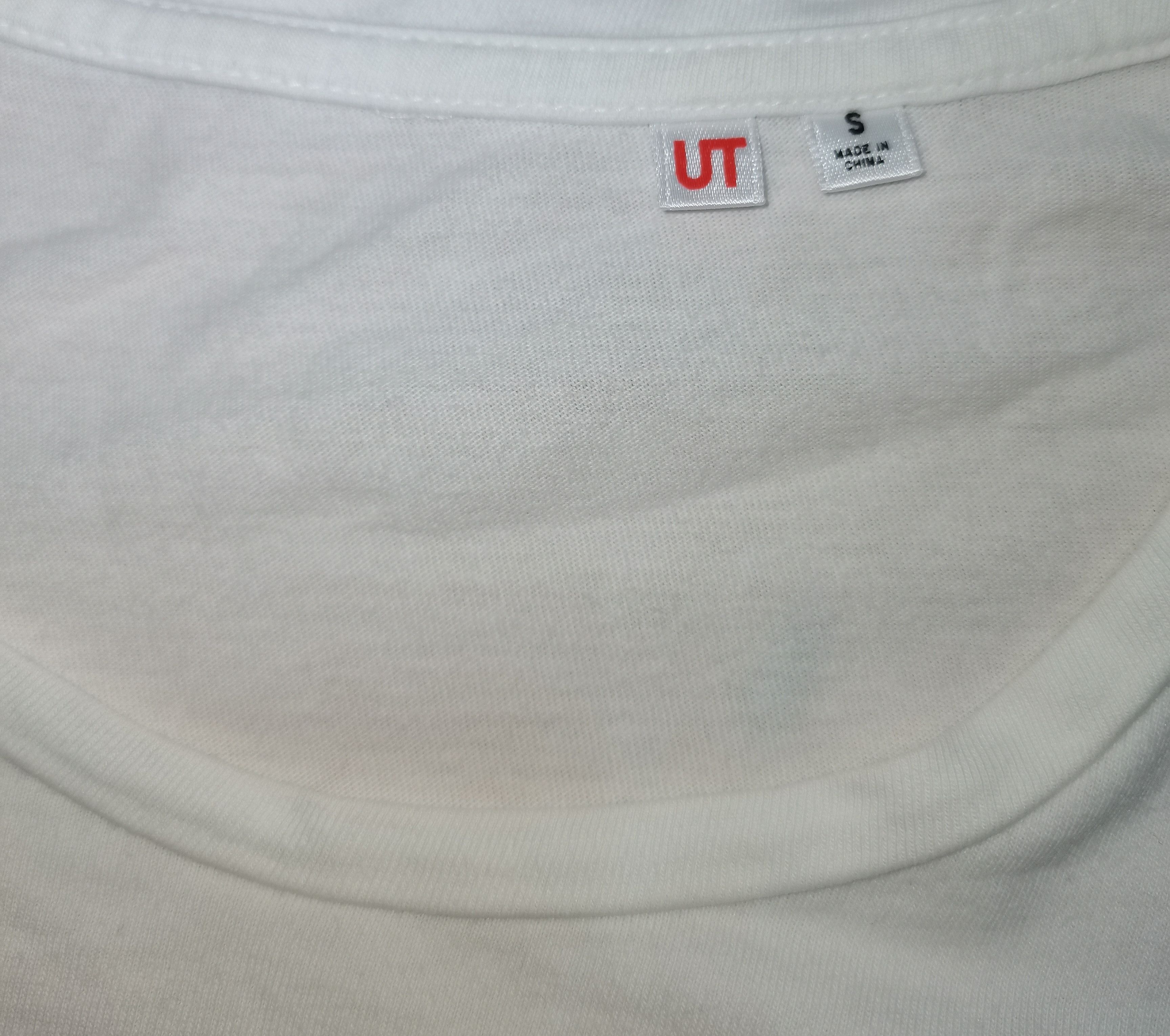 Band Tees ACDC X UNIQLO ©2013 Size US S / EU 44-46 / 1 - 3 Thumbnail