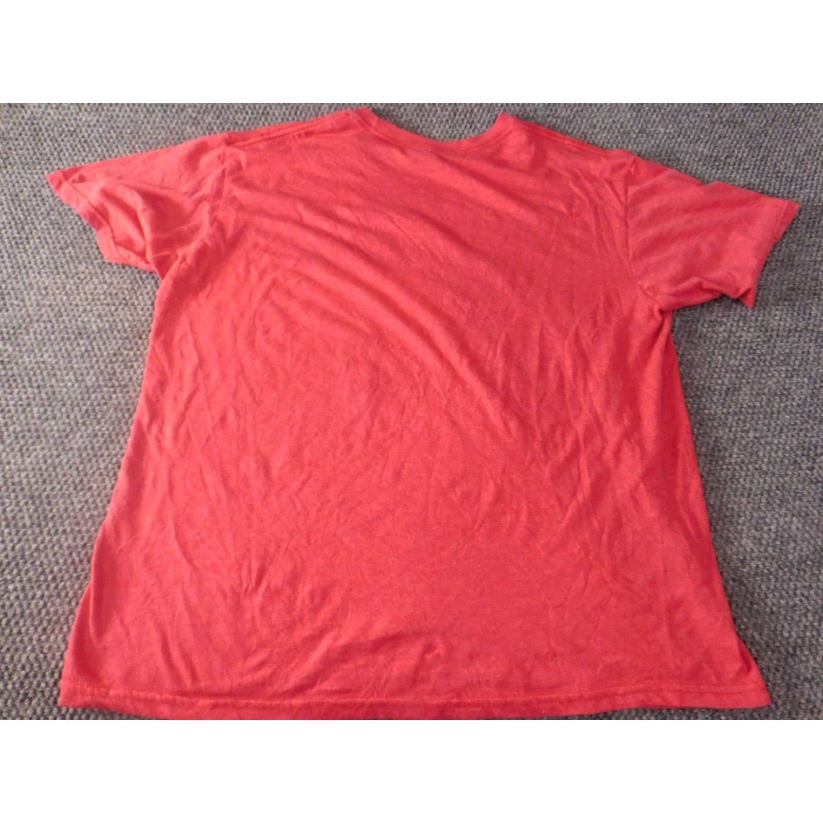 Disney Disney Lion King Mens T-Shirt XL Red Crew Neck Short Sleeve Cotton Knit Size US XL / EU 56 / 4 - 6 Thumbnail