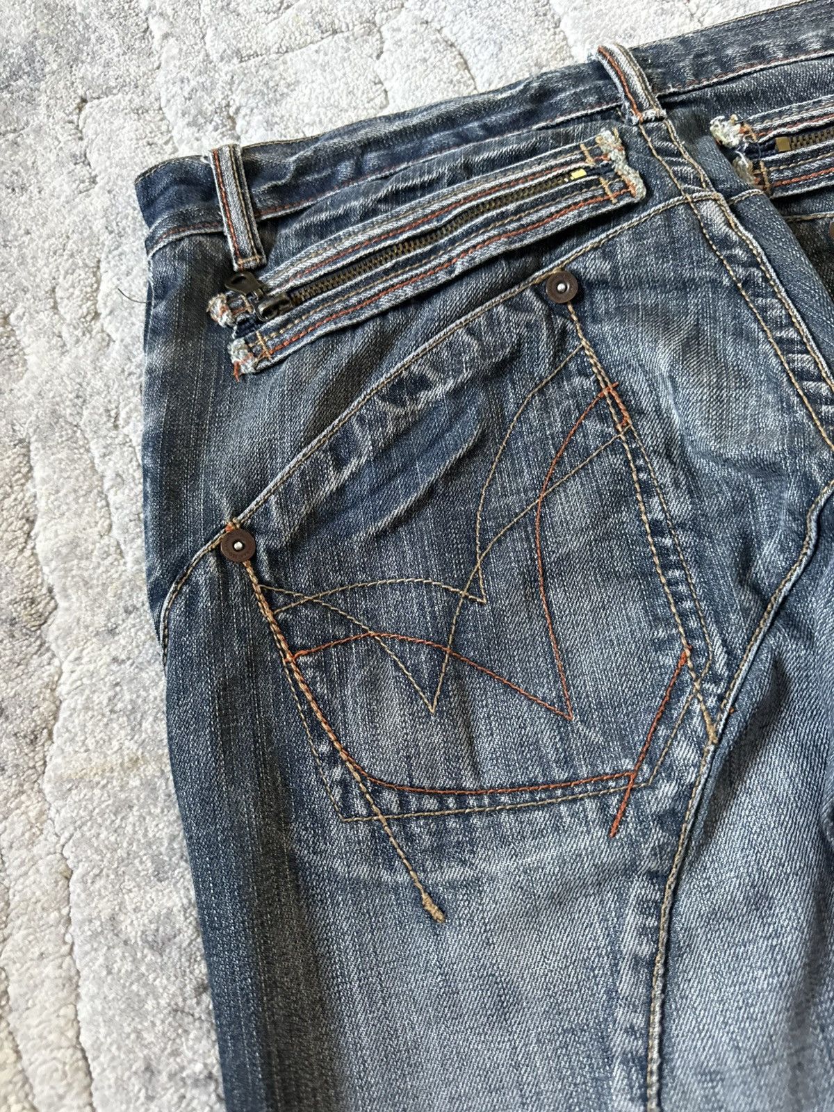 If Six Was Nine Ikka Japan Paneled Cut & Sew Claw Mark Fade Wash Jeans Size US 32 / EU 48 - 15 Thumbnail