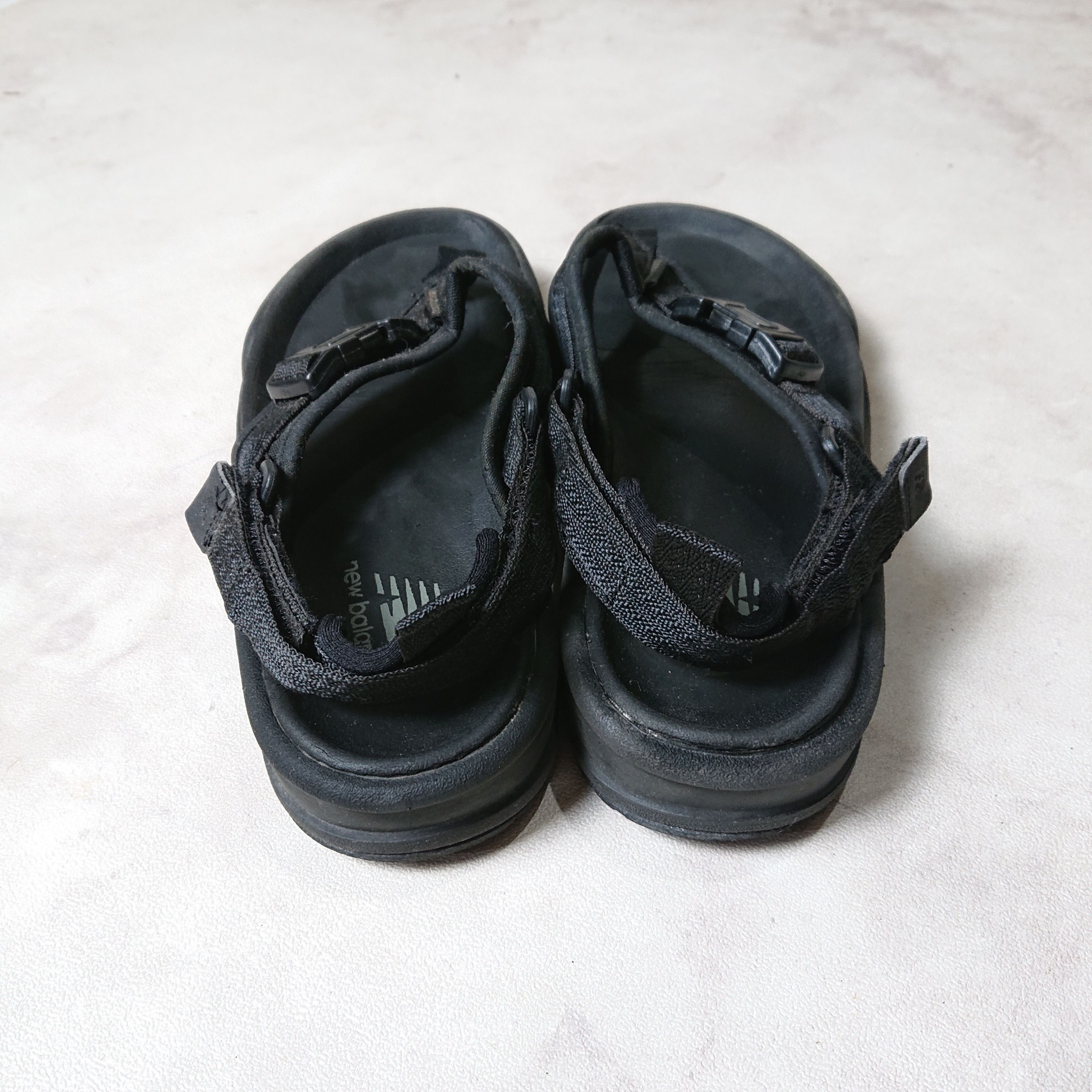 New Balance Sandals New Balance CD2205BBW Size US 9 / EU 42 - 4 Thumbnail