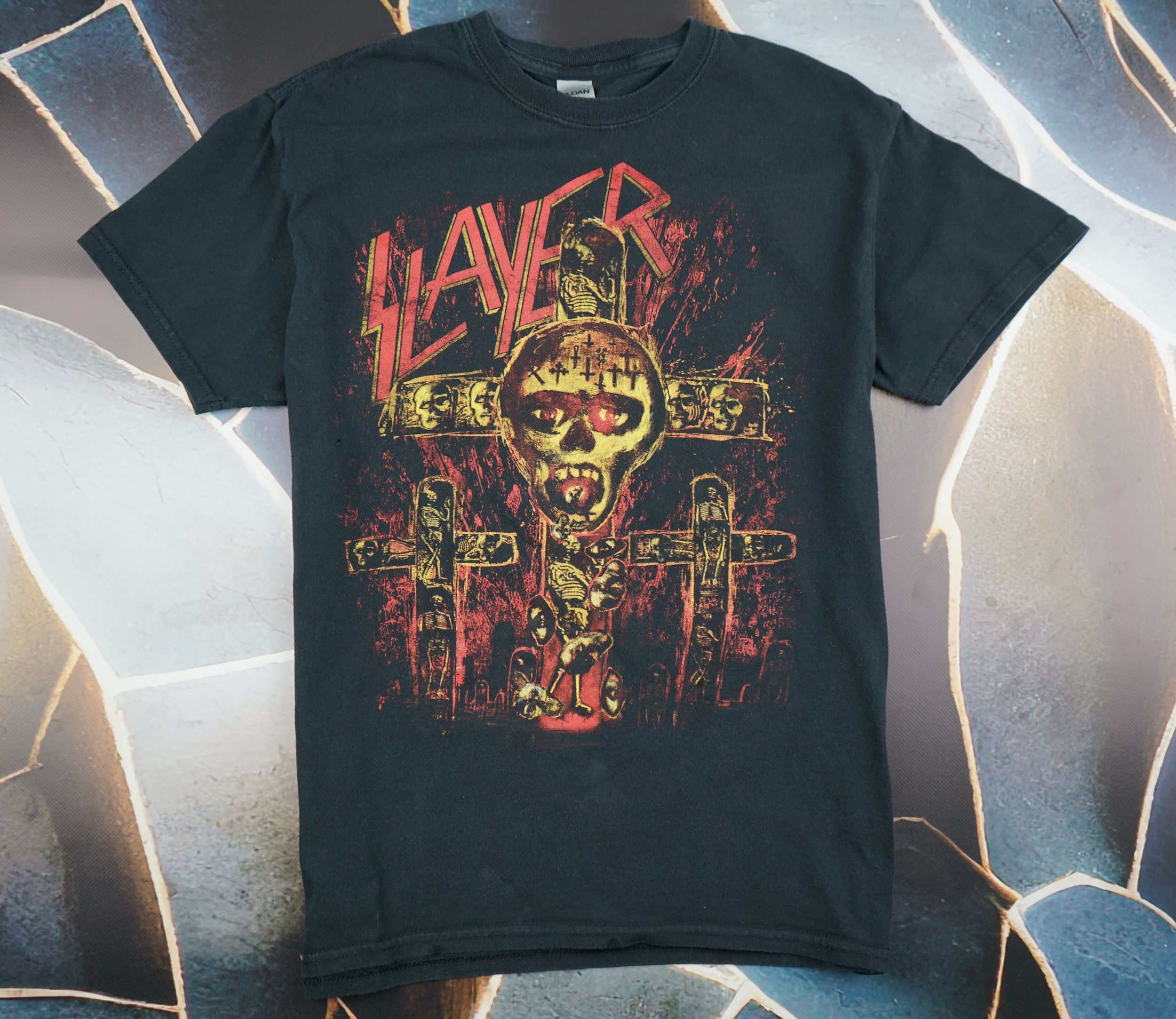 Band Tees × Vintage Vintage 2010s Slayer Concert T-Shirt Seasons in the Abyss Size US S / EU 44-46 / 1 - 1 Thumbnail