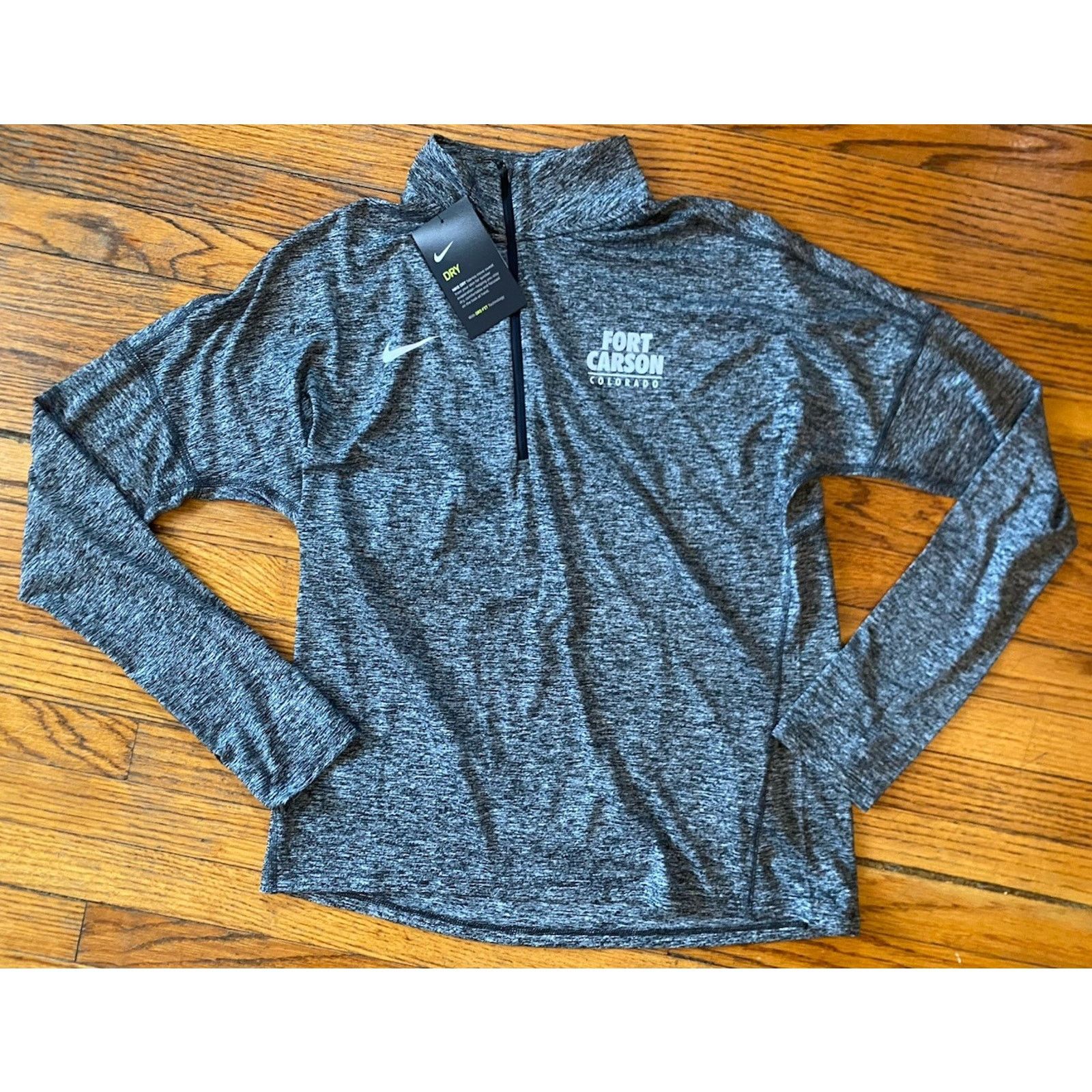 Nike NWT Nike Dri Fit Fort Carson Colorado Women’s Medium Gray Size M / US 6-8 / IT 42-44 - 1 Thumbnail