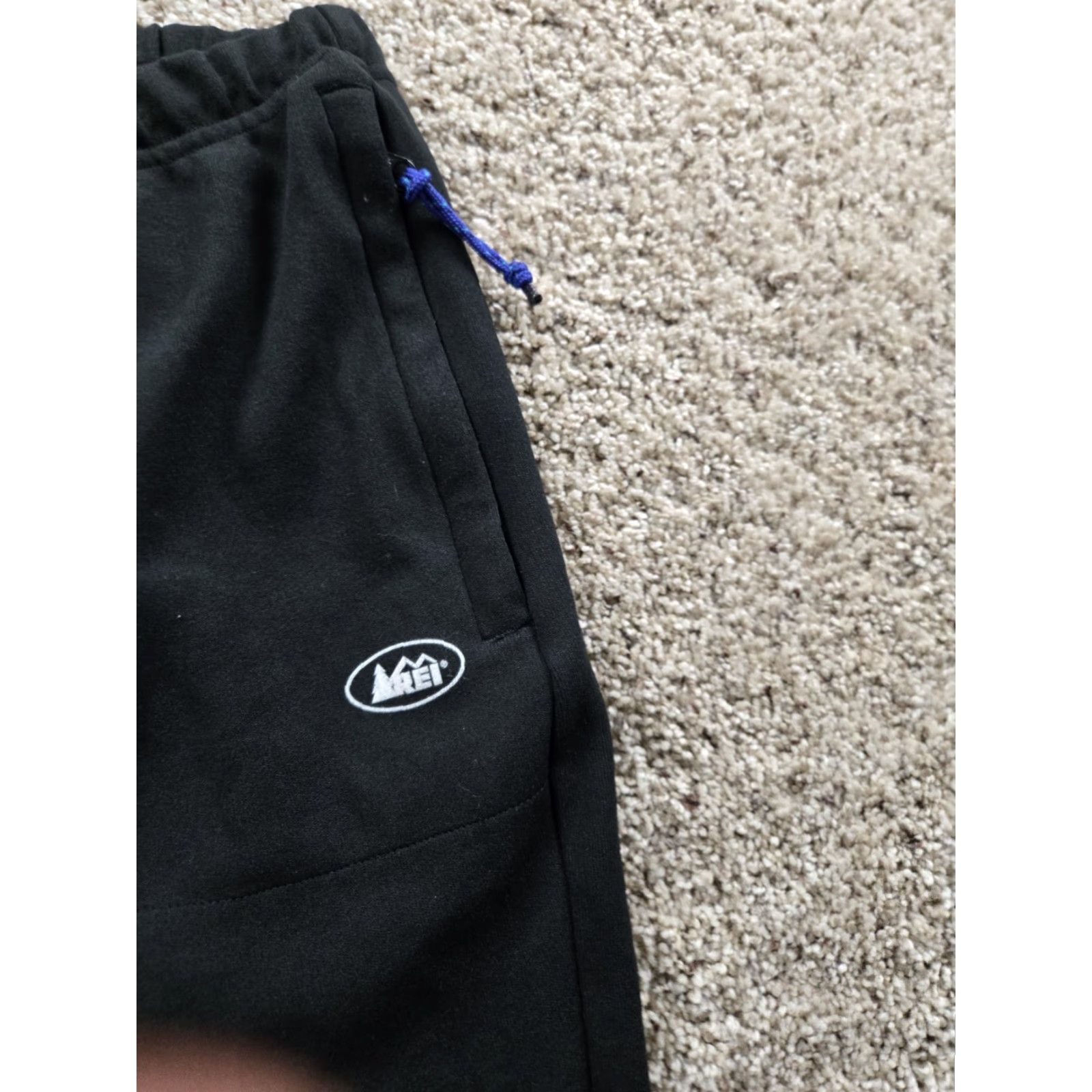 Vintage VINTAGE REI Jogger Sweatpants Pants Men's XL Black USA Made Zip Ankles Tapered Pockets Elastic Waist Knit Nylon Solid Athletic Activewear Size US 36 / EU 52 - 4 Thumbnail