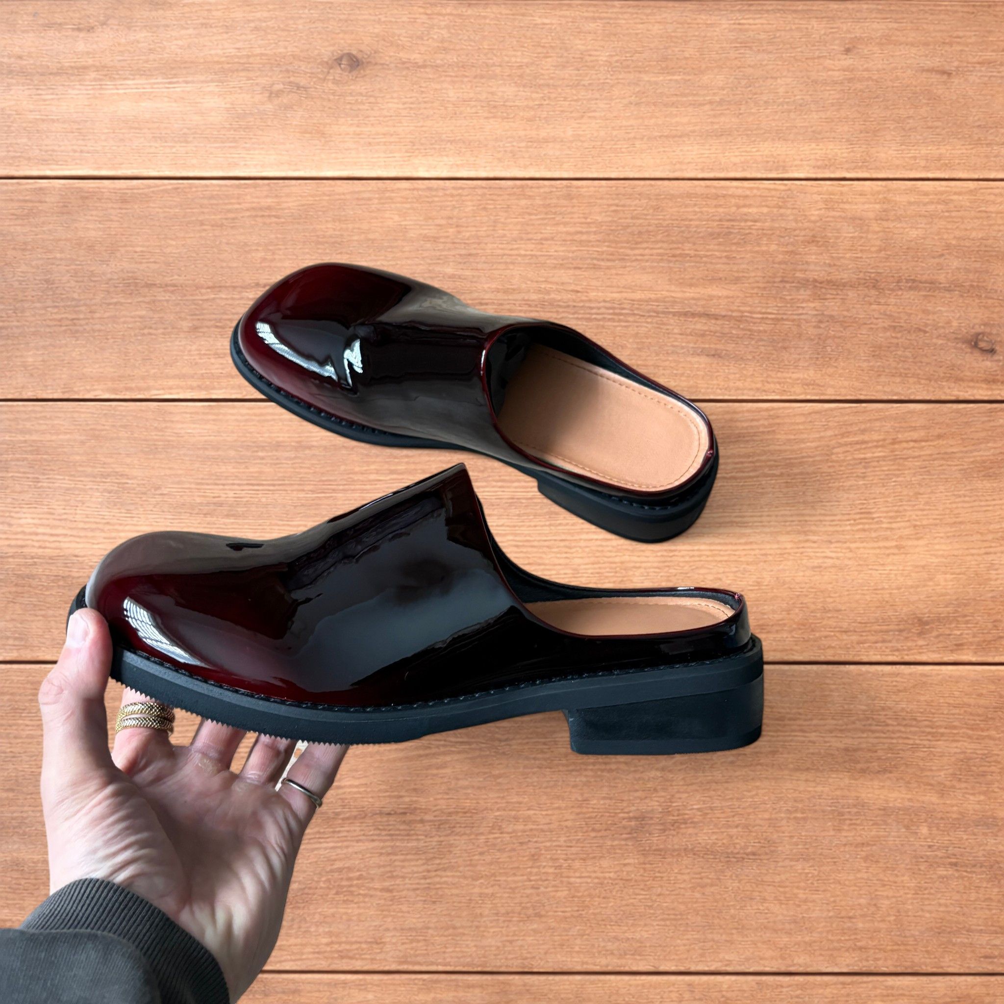Japanese Brand Lovely faux leather slip on clogs slippers in oxblood red. Size US 11 / EU 44 - 8 Thumbnail