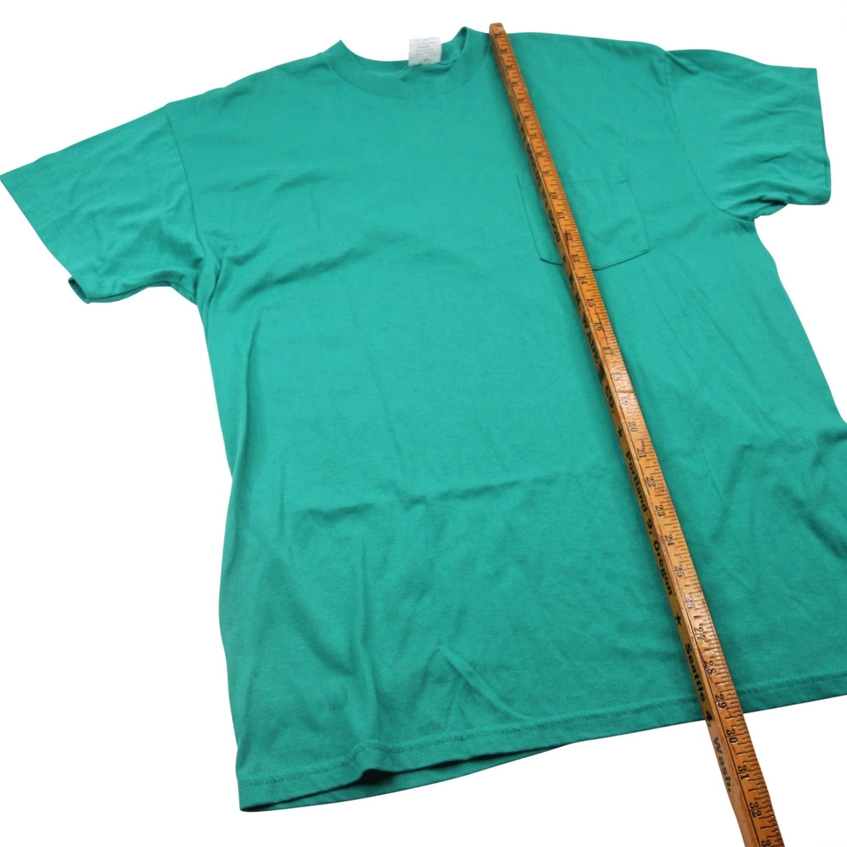 Vintage VINTAGE Roebucks Mens XL Single Stitch Pocket T shirt Teal 50/50 Cotton Poly Roebucks Mens XL Pocket T shirt Size US XL / EU 56 / 4 - 7 Thumbnail