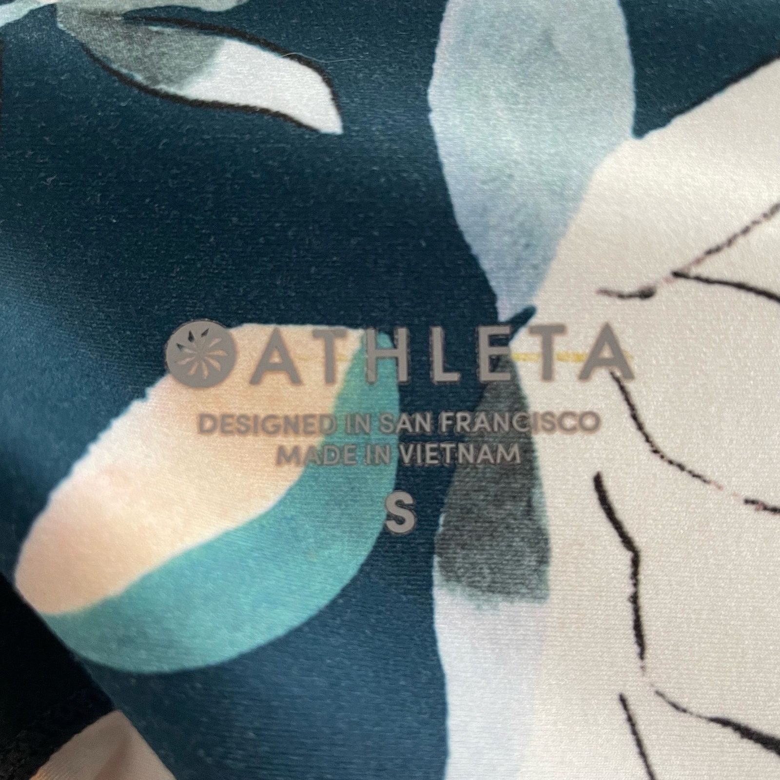 Athleta Athleta Floral Crop Leggings S Women Activewear Athleisure Size 32" / US 10 / IT 46 - 7 Thumbnail
