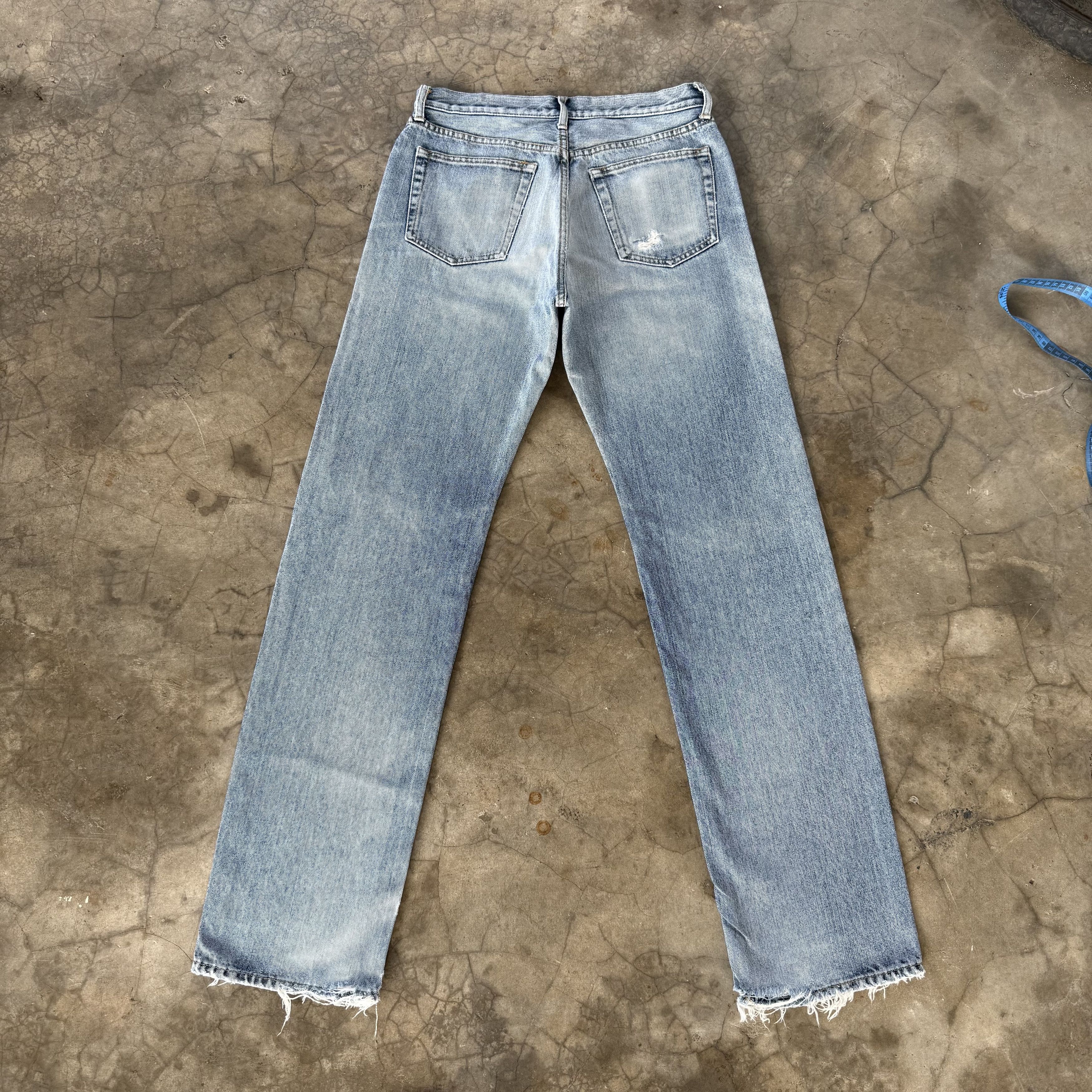 Japanese Brand W30 Vintage Japan Faded Blue Ripped Denim Jean Size US 30 / EU 46 - 1 Thumbnail