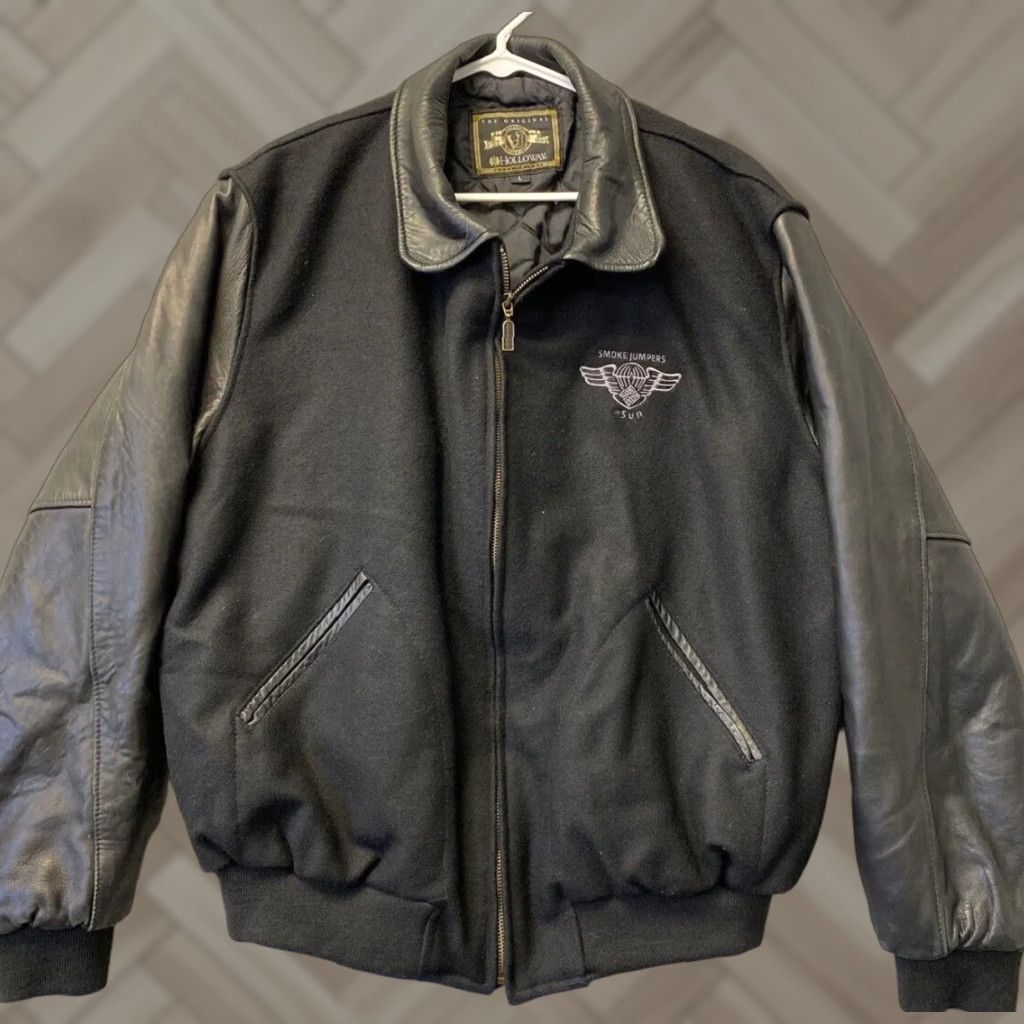 Holloway VINTAGE Holloway Varsity Jacket Mens Large Black Faux Leather 90s Size US L / EU 52-54 / 3 - 1 Thumbnail