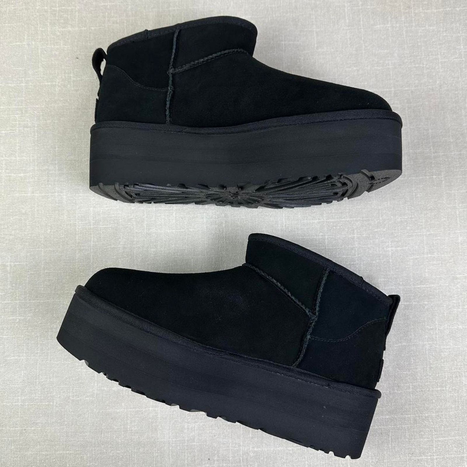 Ugg 🖤 UGG Classic Ultra Mini Platform "Black" 9W Size US 9 / IT 39 - 4 Thumbnail