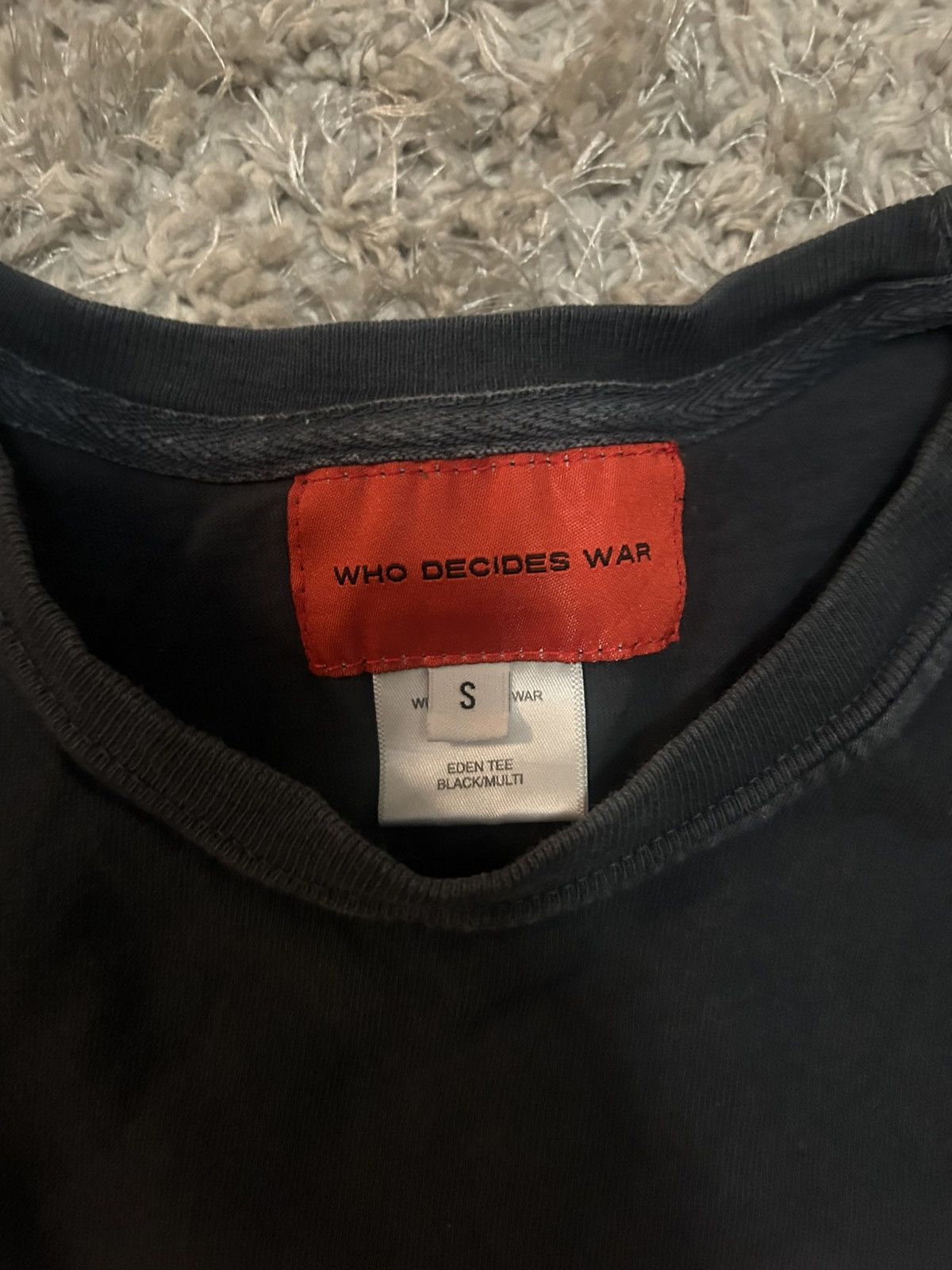 Who Decides War Who Decides War T-Shirt Size US S / EU 44-46 / 1 - 3 Thumbnail