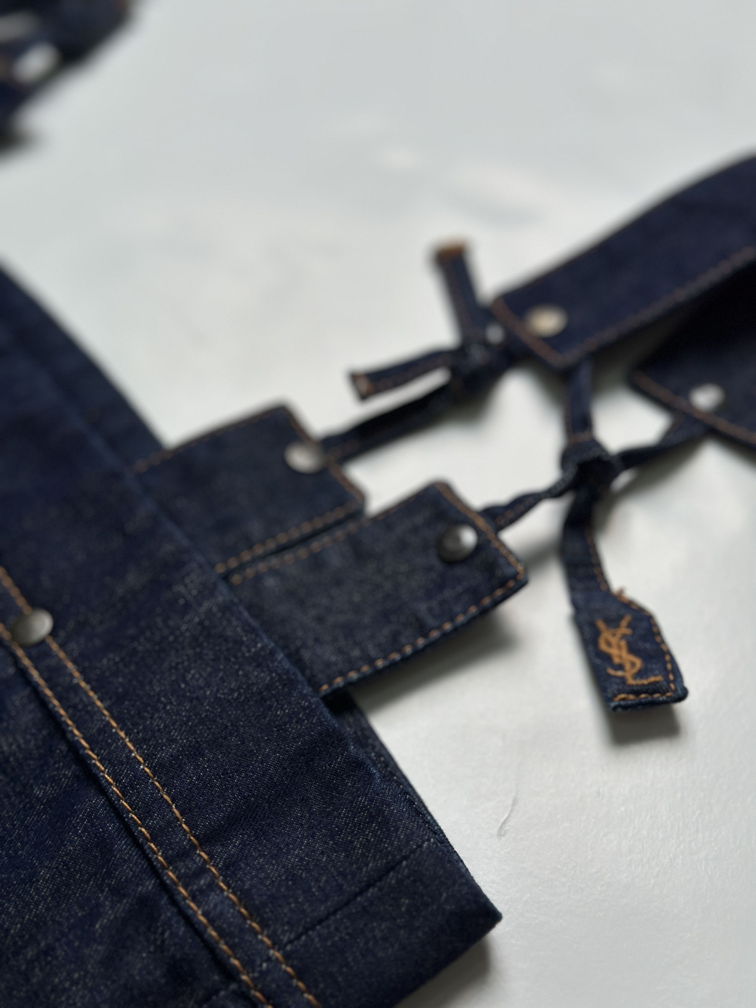 Yves Saint Laurent Yves Saint Laurent Blue Denim Vest With YSL Logo Tab Size XS / US 0-2 / IT 36-38 - 5 Thumbnail