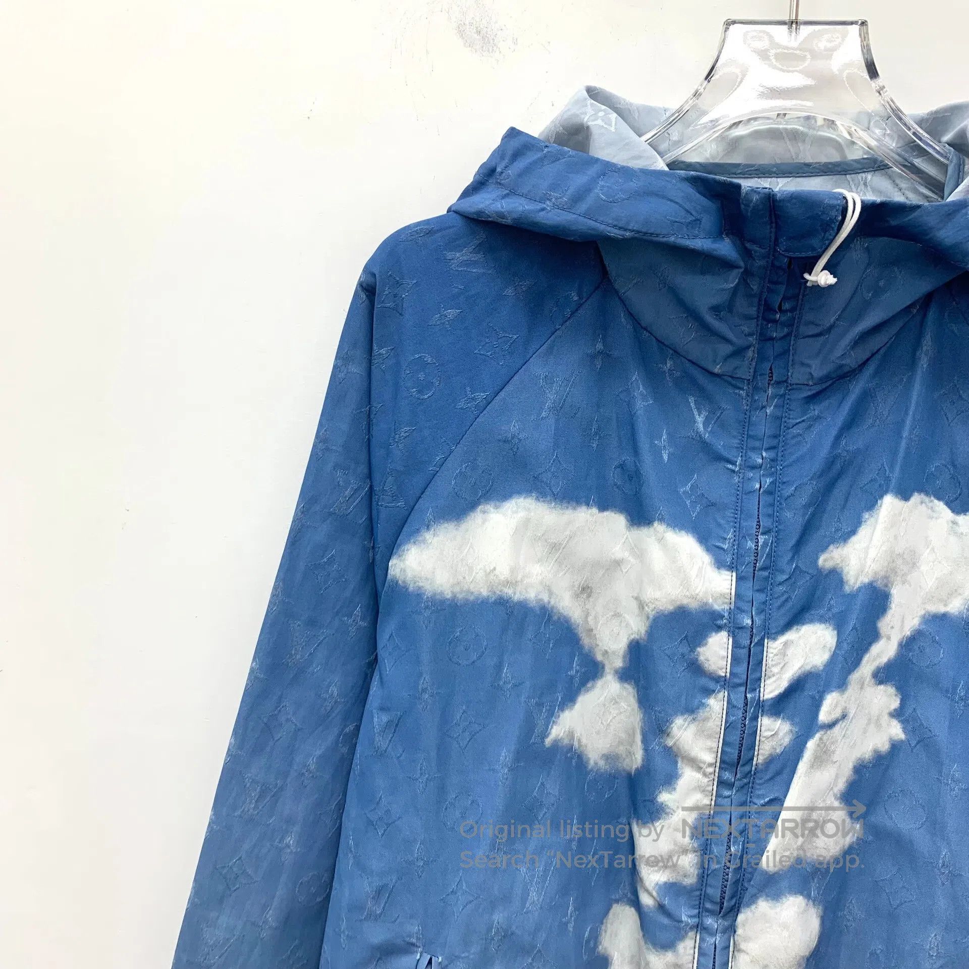 Louis Vuitton Louis Vuitton Blue cloud logo print hooded zipper long sle Size US S / EU 44-46 / 1 - 3 Thumbnail