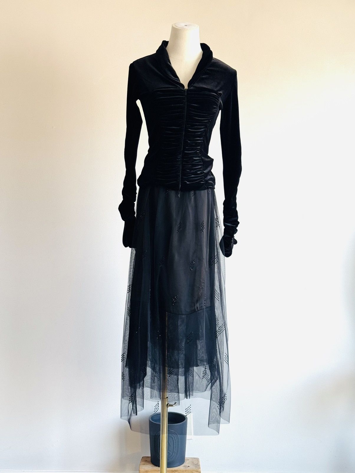 Brunello Cucinelli Brunello Cucinelli Layerd sheer tulle overlay beaded skirt 6 Size 28" / US 6 / IT 42 - 3 Thumbnail