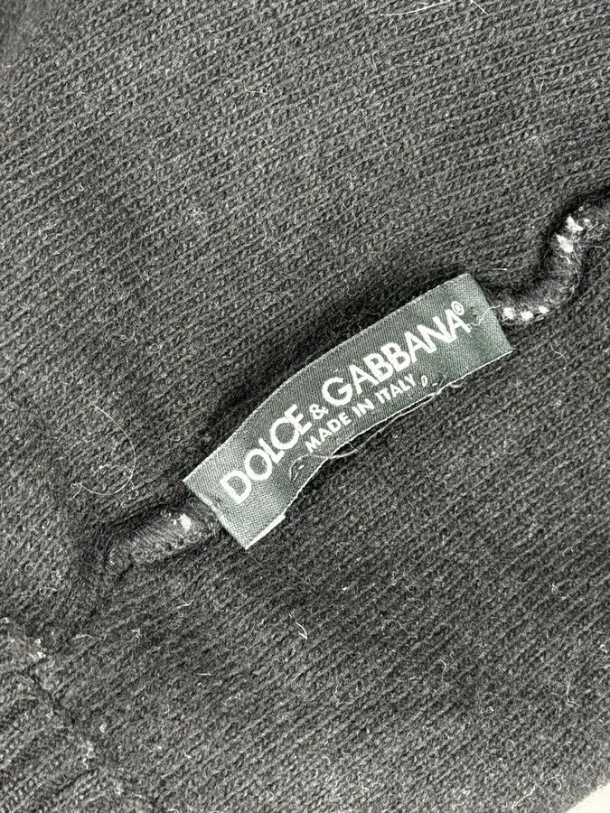 Dolce & Gabbana 2010s Dolce & Gabbana Grey & Black Striped Beanie & Scarf Set Size ONE SIZE - 12 Thumbnail