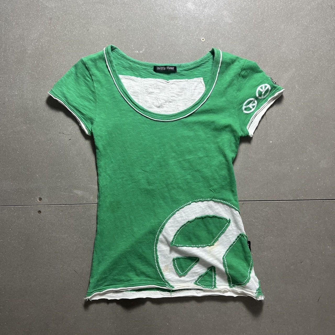 Japanese Brand Jeffy Sour Japanese Brand Peace Sign T-shirt Size S / US 4 / IT 40 - 1 Thumbnail