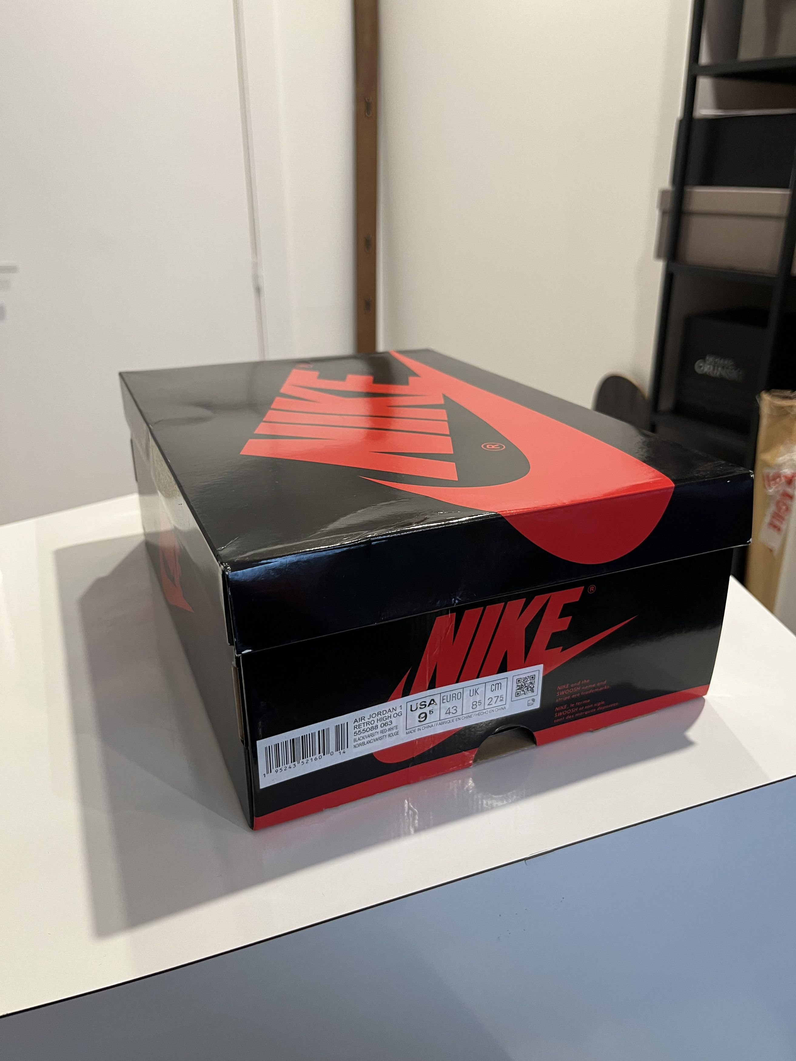 Nike Nike Air Jordan 1 Retro High OG Size US 9.5 / EU 42-43 - 9 Thumbnail