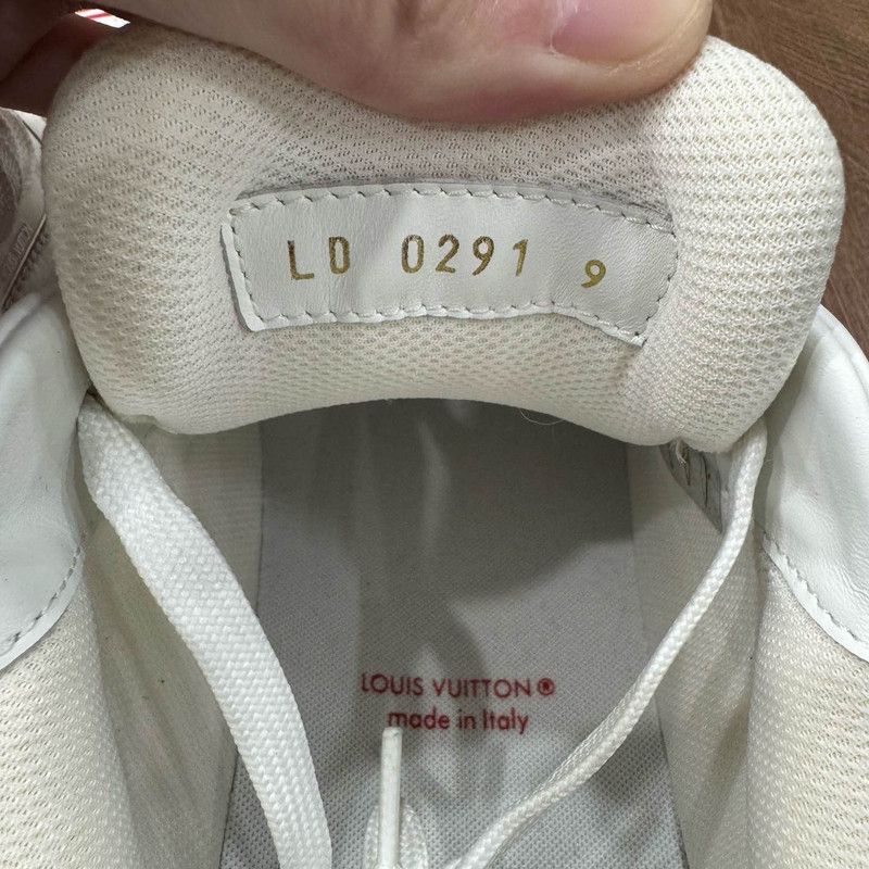 Louis Vuitton Nigo x Louis Vuitton Trainer Sneakers in White and Red -250 Size US 9.5 / EU 42-43 - 5 Thumbnail