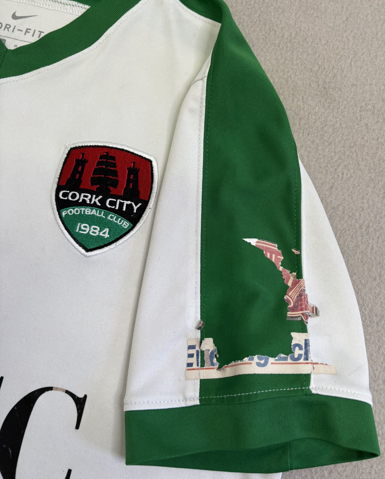 Nike Cork City 2017 Nike Football Jersey Size M Size US M / EU 48-50 / 2 - 8 Thumbnail