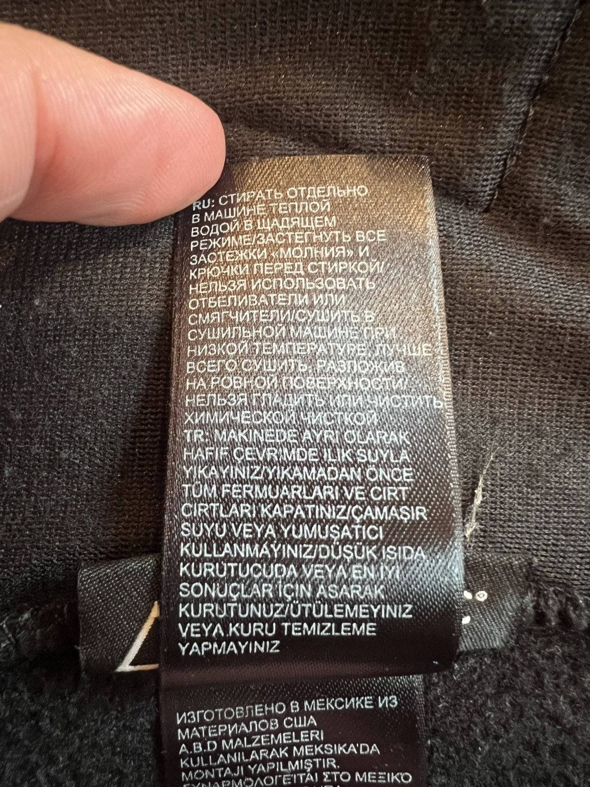 The North Face North Face Jacket size Medium (black) Size US M / EU 48-50 / 2 - 12 Thumbnail