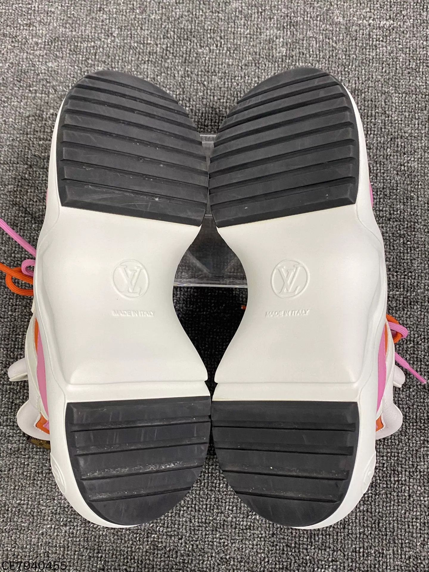 Louis Vuitton LV Color Blocked Arch Dad Sneaker 36.5 Size US 6 / IT 36 - 6 Thumbnail