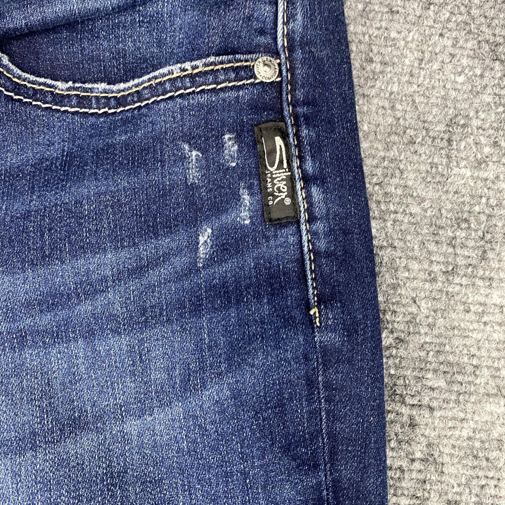 Silver Jeans Co. Silver Jeans Co Jeans Womens 33 Blue Slim Straight Ankle Cropped Distressed Raw Hem Embroidered Pockets Zipper Fly Womens Jeans Size 24" / US 00 / IT 34 - 5 Thumbnail