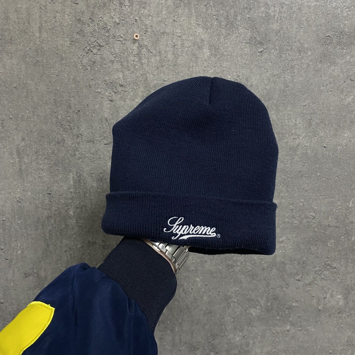帽子 Supreme Tag Beanie black / Art Dealer Supreme Tag Beanie (FW25) - $40