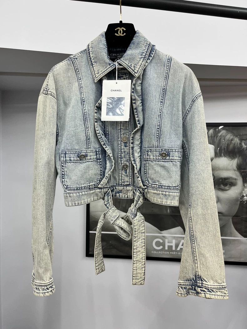 Chanel Chanel Make an old ruffled denim jacket Size XXS / US 00 / IT 34 - 1 Thumbnail