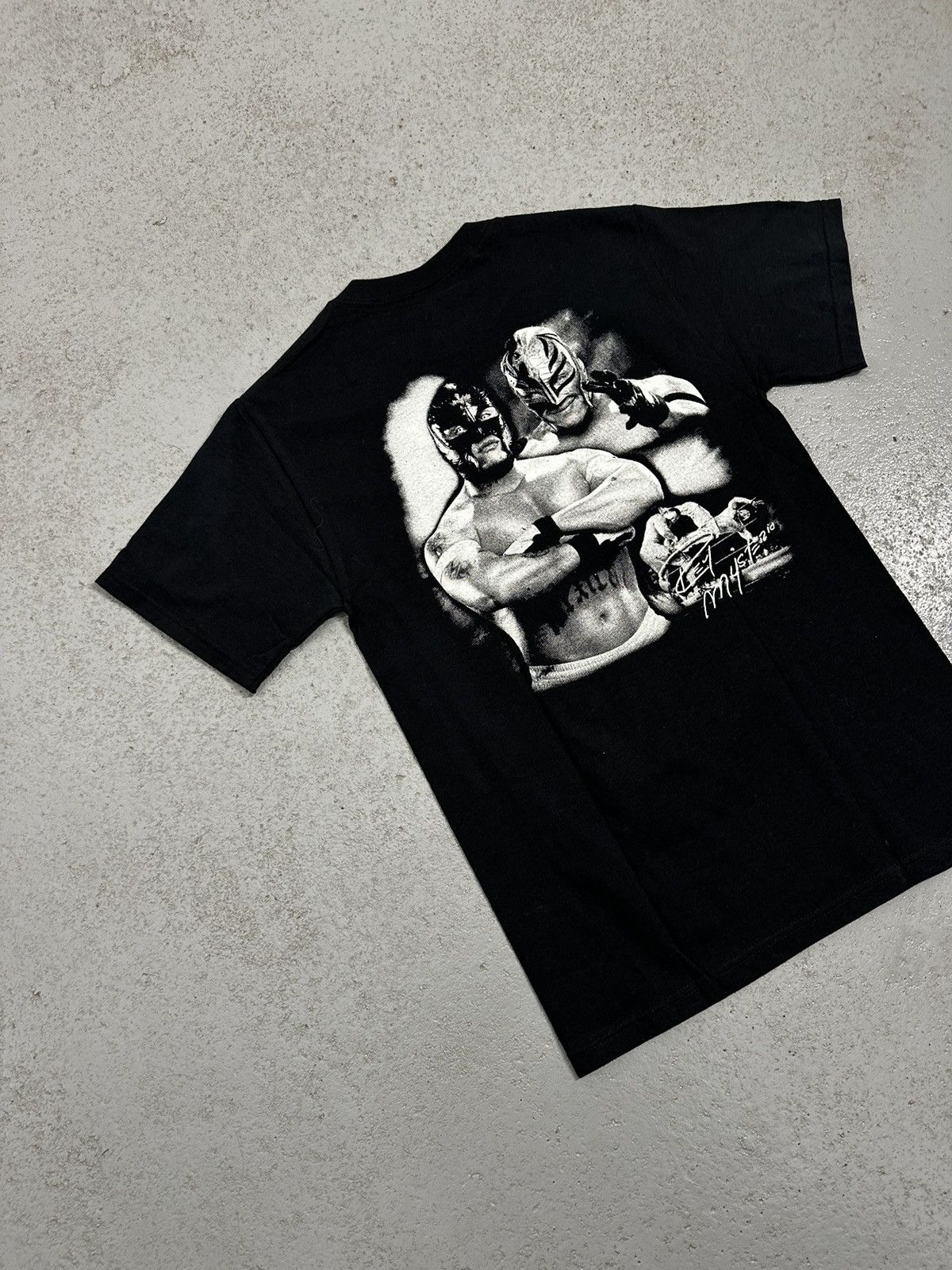 WWE Vintage 00s WWE Rey Mysterio Fruit Of The Loom T-Shirt Size US S / EU 44-46 / 1 - 10 Thumbnail