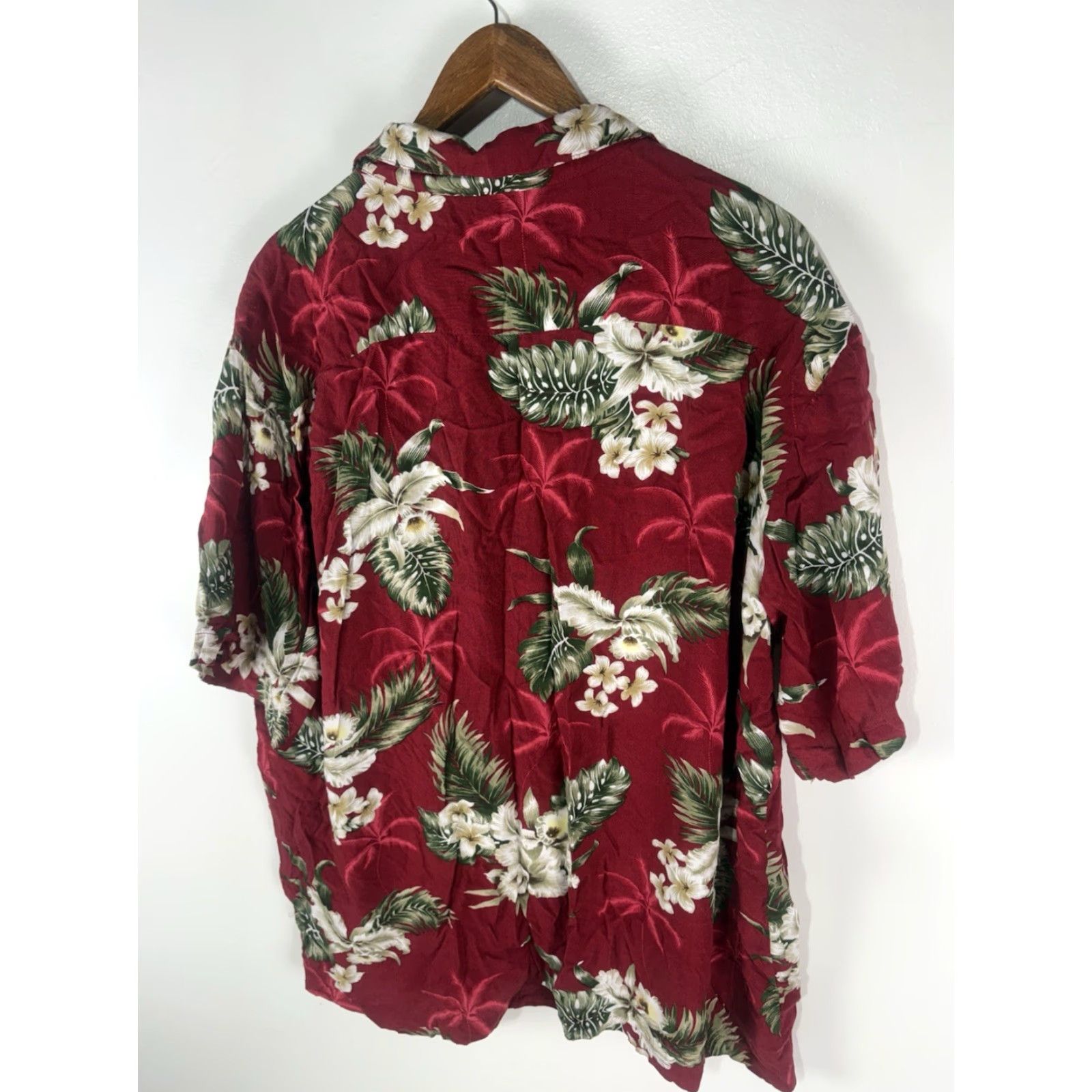 Vintage VINTAGE Sunny Island Hawaiian Shirt Men’s XL Tropical Floral Short Sleeve Beach Casual Mens Red/Multi Indonesia Size US XL / EU 56 / 4 - 4 Thumbnail