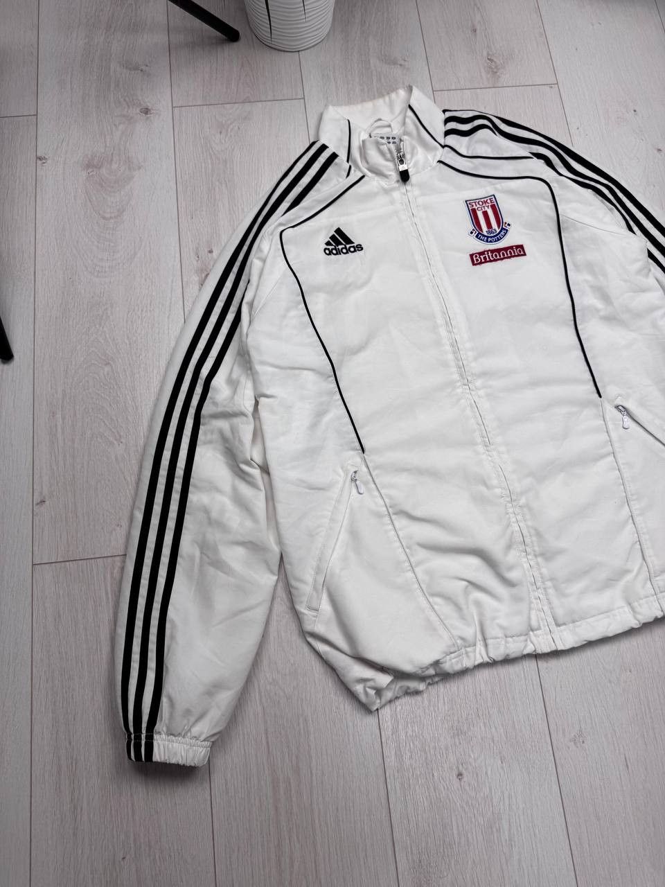 Adidas × Vintage Stoke City Jacket With Zipped White Adidas Mens Size L Size US L / EU 52-54 / 3 - 2 Thumbnail