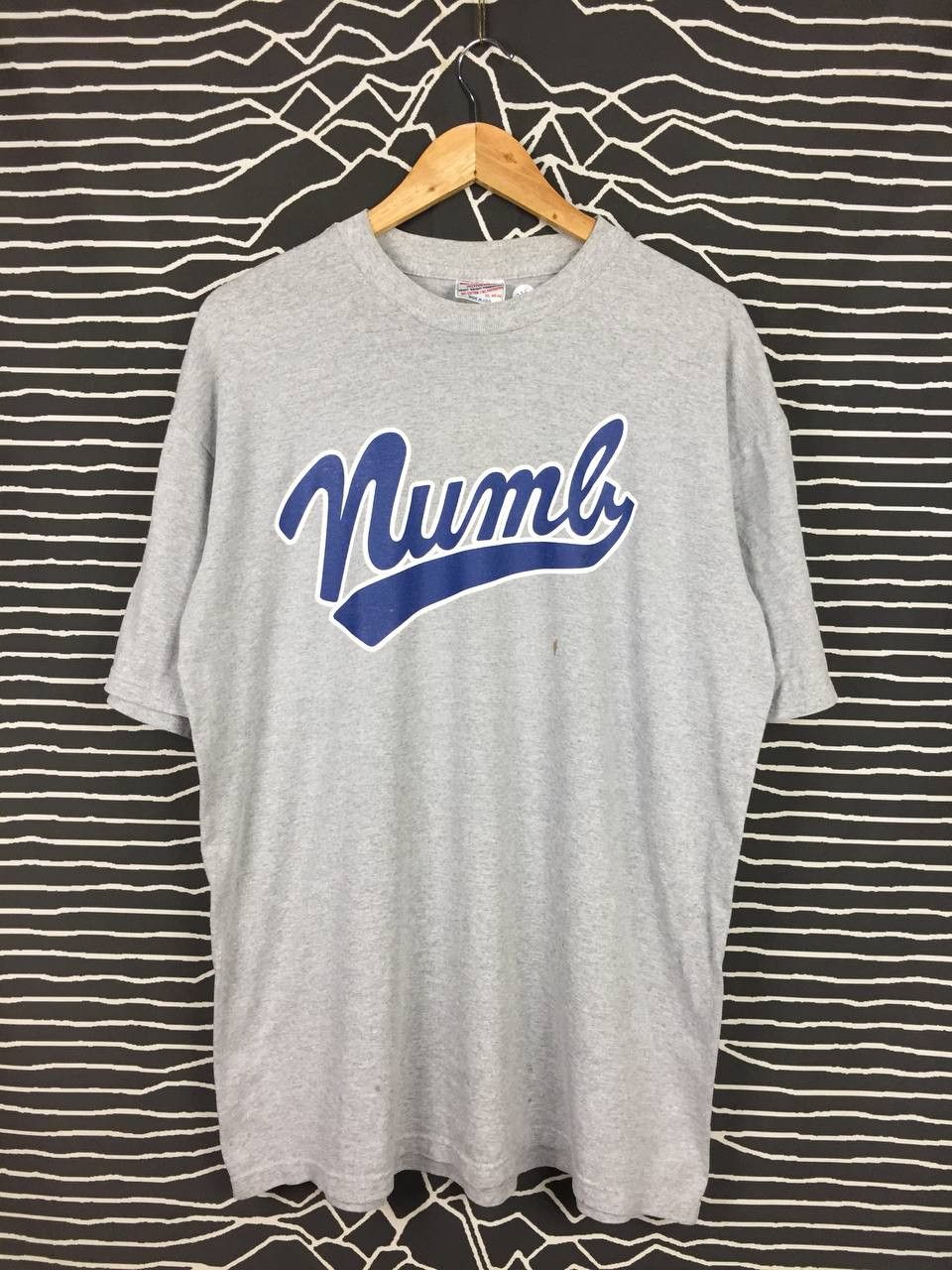 Vintage Vtg United Sports Activewear Numb Spell Out Logo Tee Size US XL / EU 56 / 4 - 2 Thumbnail