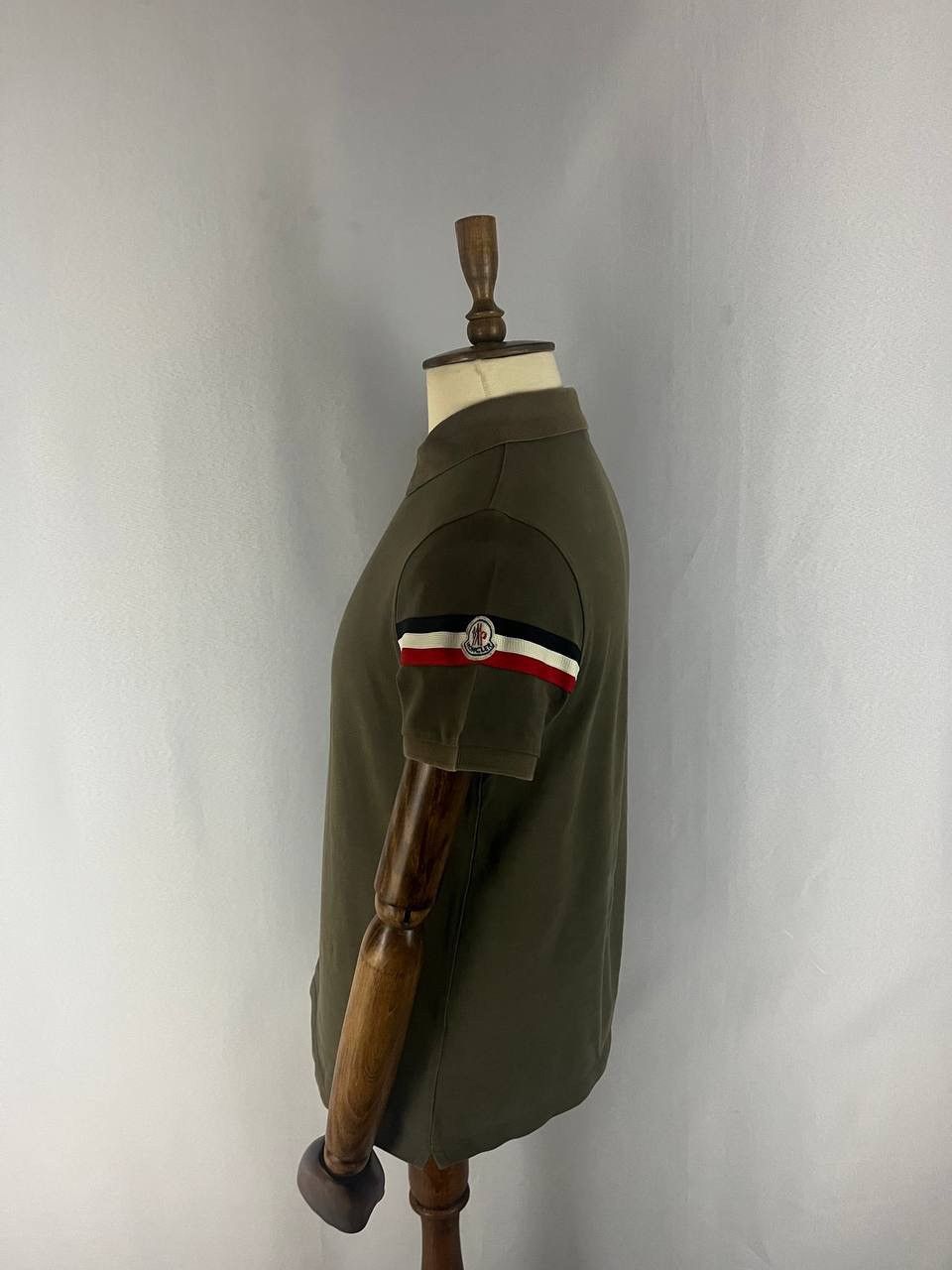 Moncler Moncler Polo Brown Tee T Shirt Size US L / EU 52-54 / 3 - 4 Thumbnail