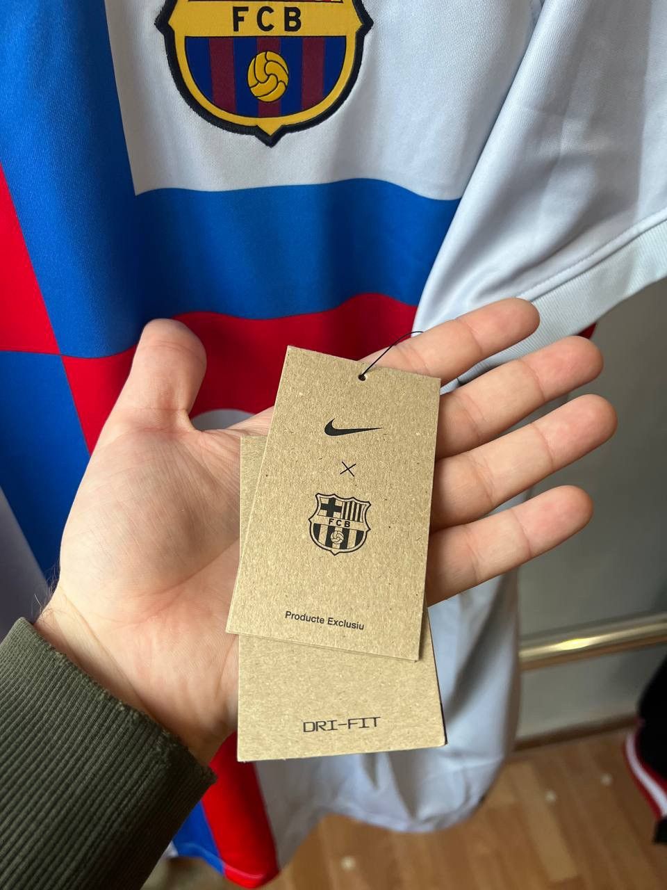 Nike NEW 2022/23 BARCELONA FC THIRD SOCCER JERSEY SHIRT SIZE XXL Size US XXL / EU 58 / 5 - 8 Thumbnail