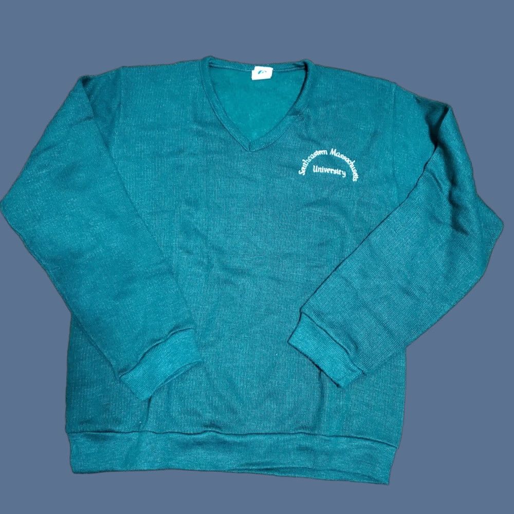 Vintage VINTAGE Artex University Sweater V-Neck Green size M Regular Knit Pullover Logo Graphic Print Men’s Size US M / EU 48-50 / 2 - 1 Thumbnail