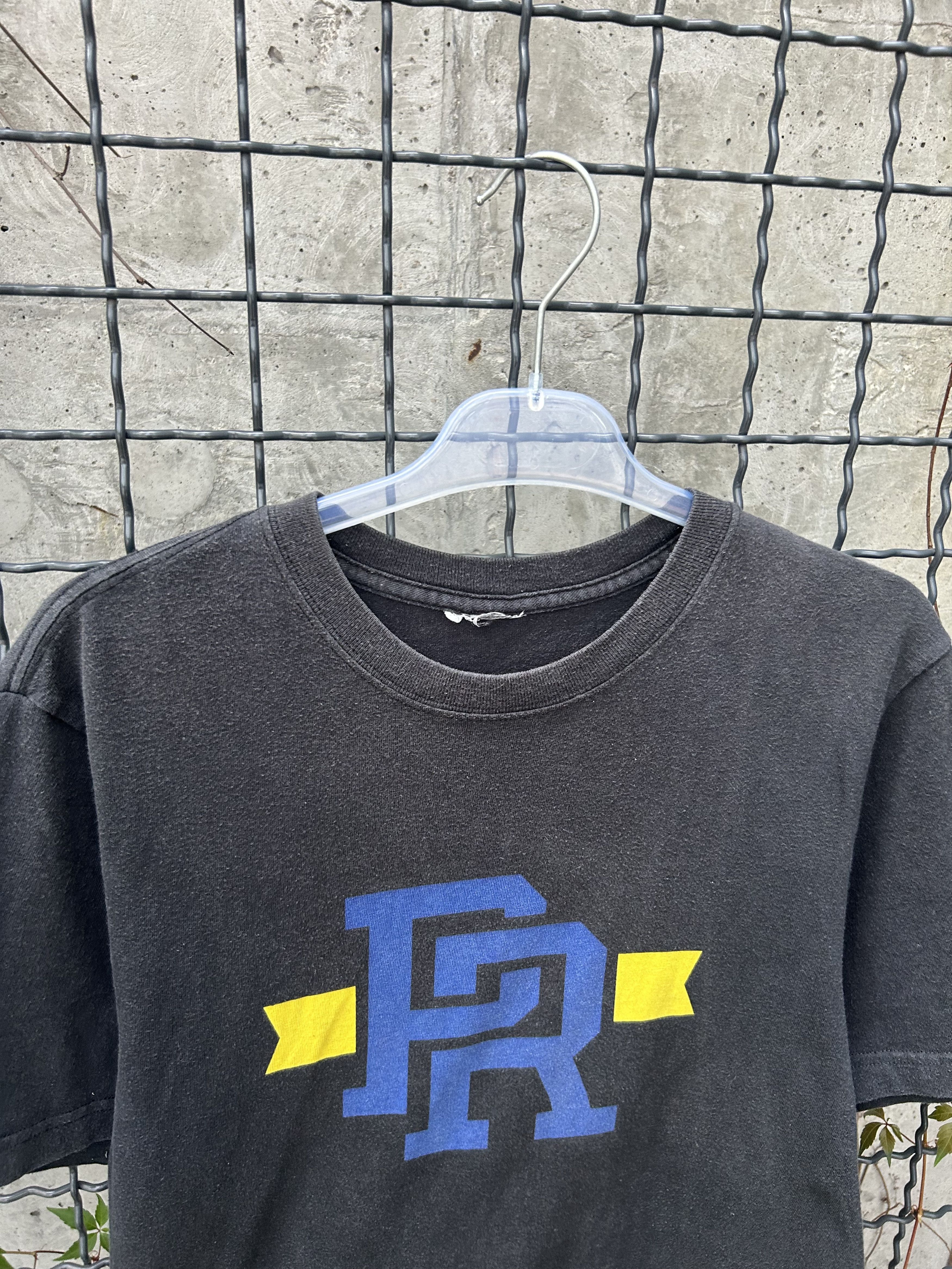 Nike Vintage 2000s Nike SB Paul Rodriguez Skateboaring T-shirt Size US S / EU 44-46 / 1 - 3 Thumbnail