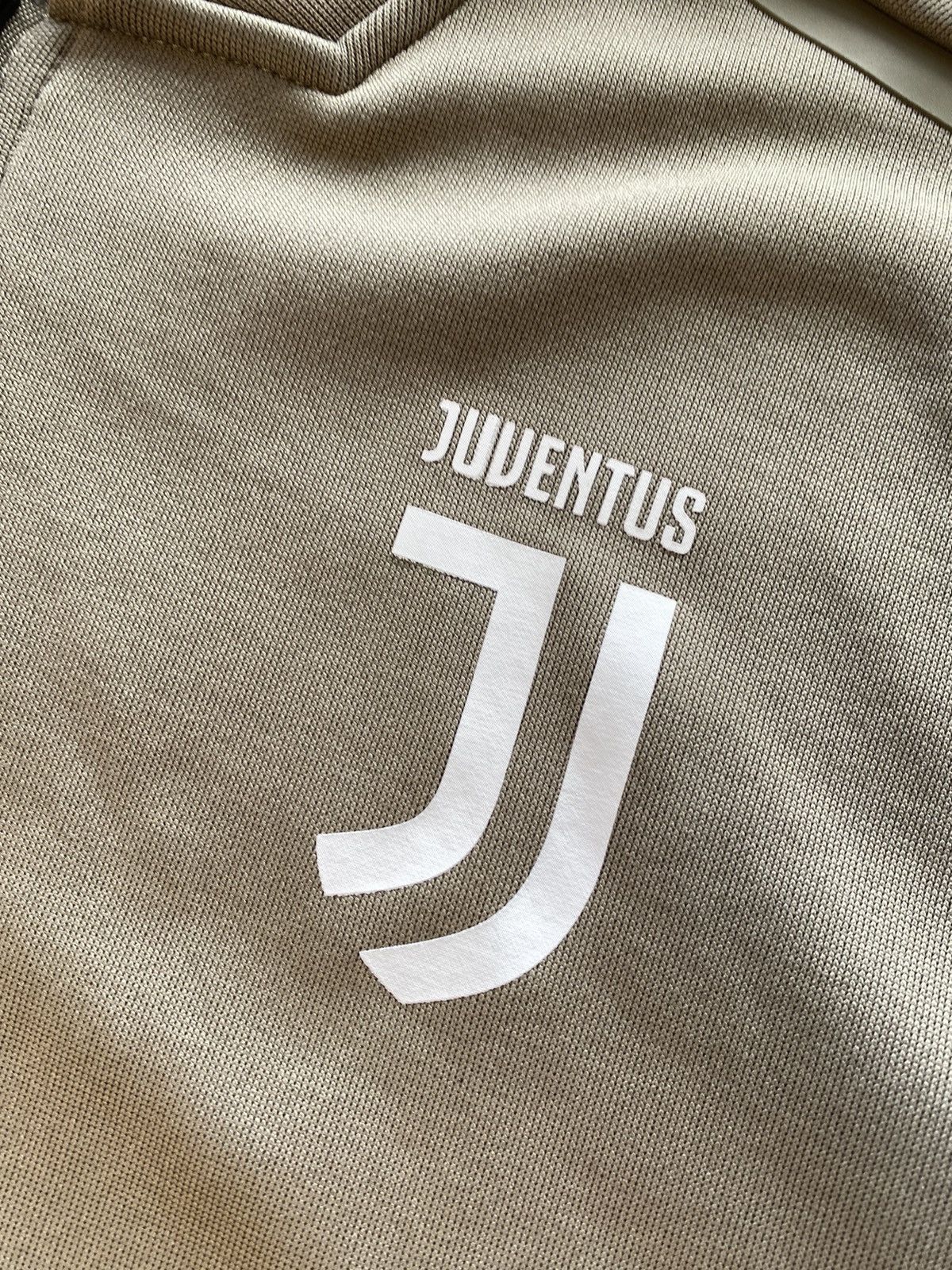 Adidas × Vintage Classic Adidas Juventus 2018 Soccer Bomber Jacket Full Zip Size US S / EU 44-46 / 1 - 8 Thumbnail