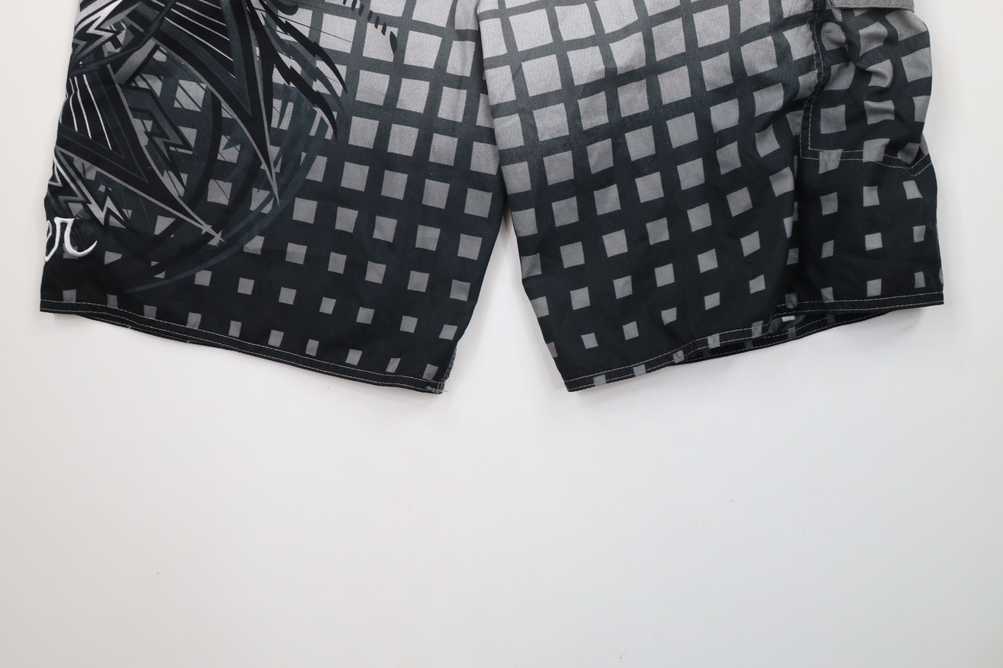 Quiksilver × Vintage Vintage Quiksilver Surfing Iron Cross Tribal UFC MMA Shorts Size US 38 / EU 54 - 12 Thumbnail