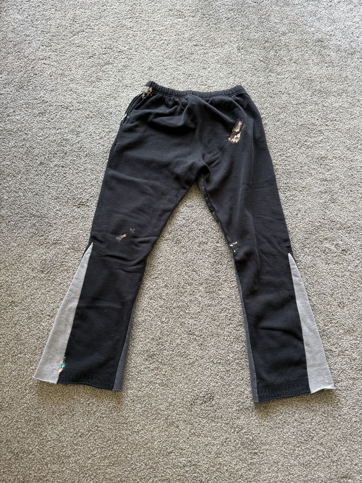Gallery Dept. Gallery Dept Painted Flare Sweatpants Size US 34 / EU 50 - 2 Thumbnail