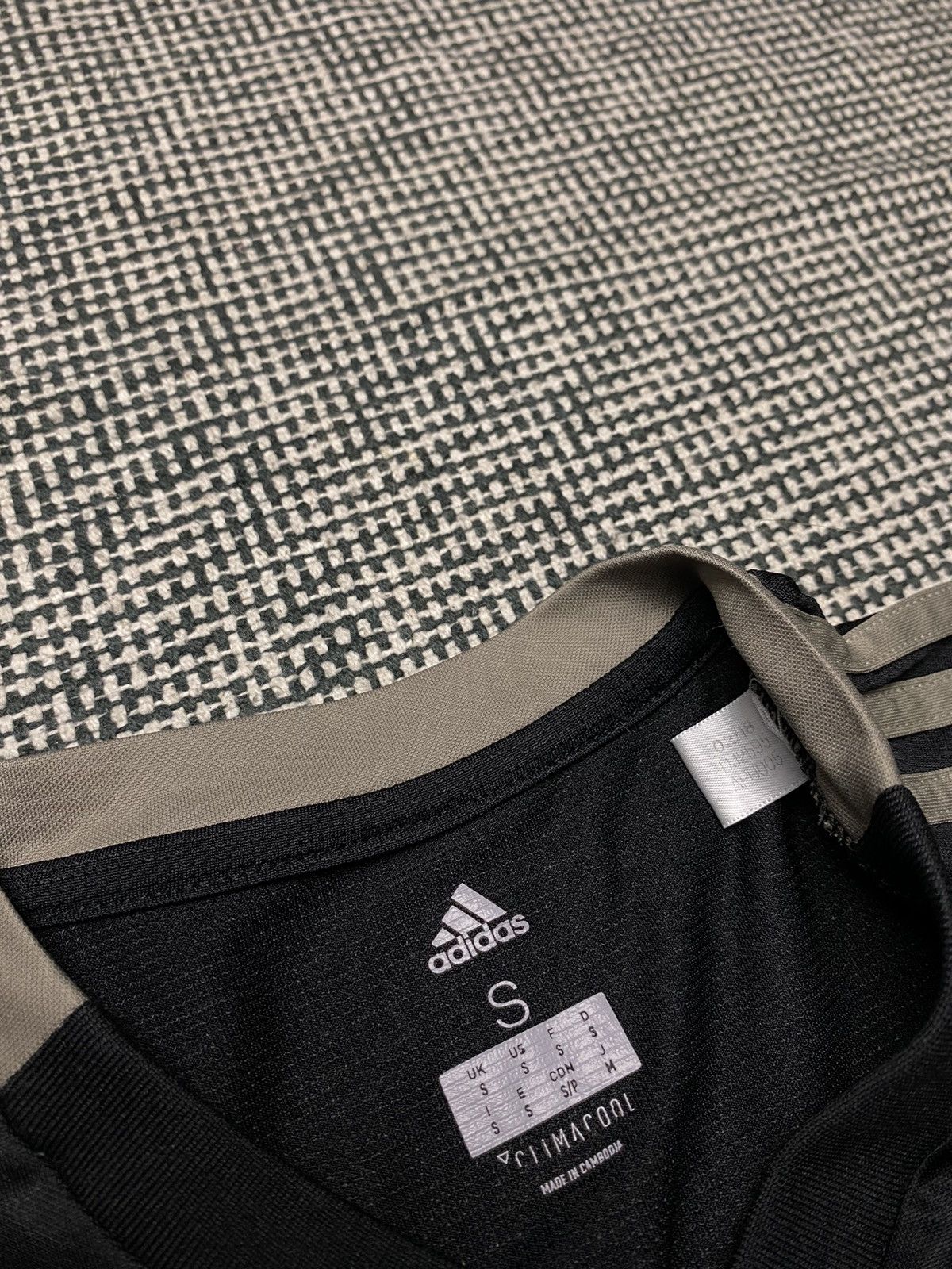 Adidas Juventus adidas soccer jersey 2018 Size US S / EU 44-46 / 1 - 7 Thumbnail