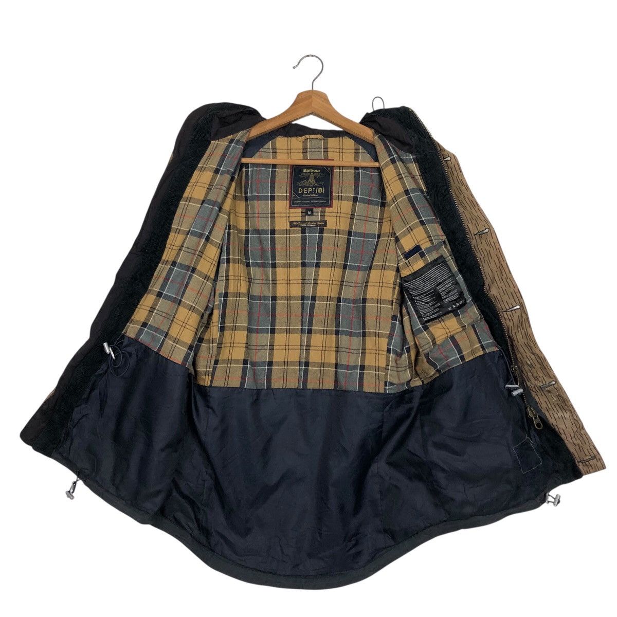 Barbour 📌Vintage Wax Jacket Barbour England Oilskin Blanket Tartan Size US M / EU 48-50 / 2 - 15 Thumbnail